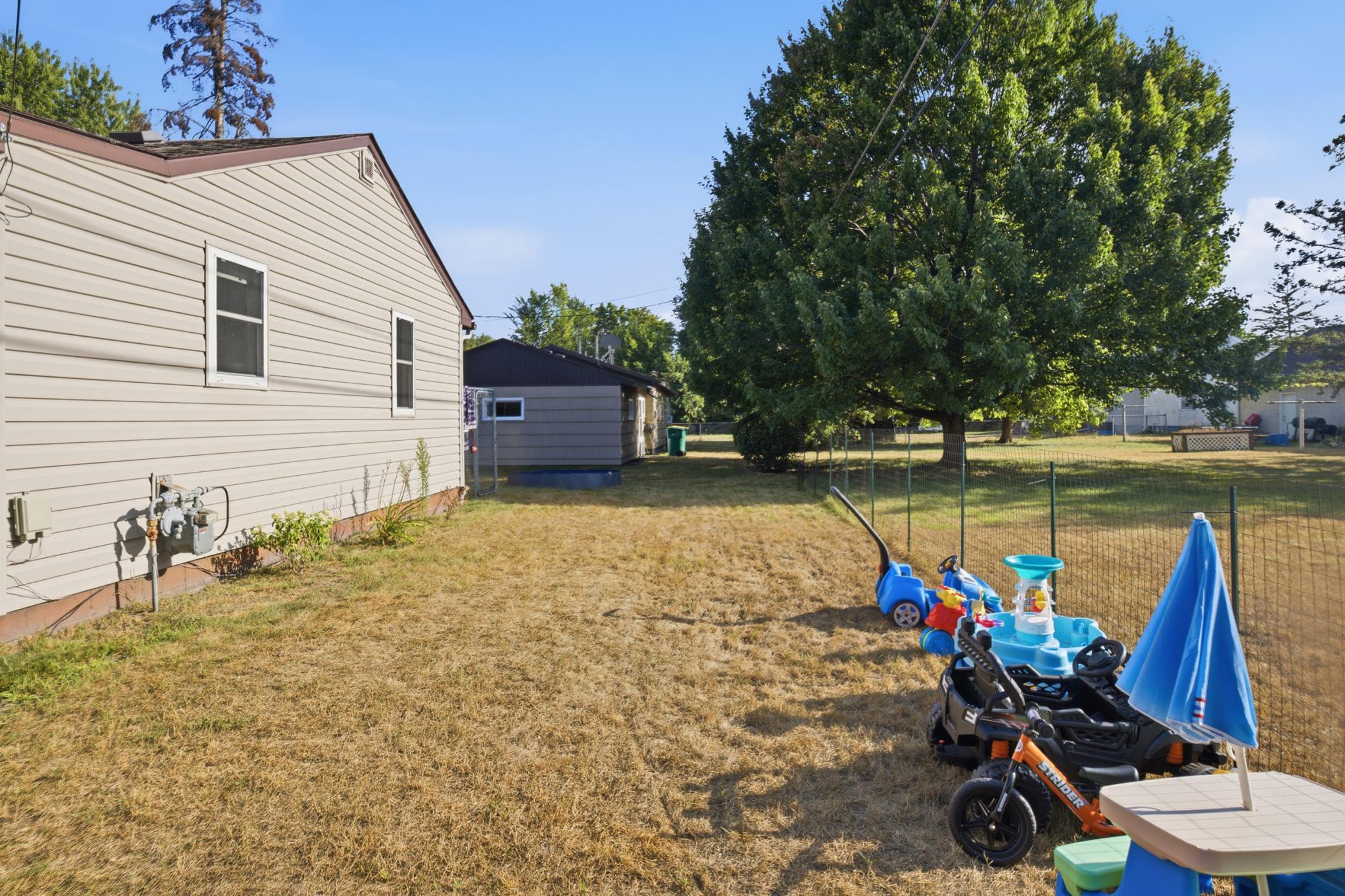 1946 single family home for sale at 1023 8th Avenue NE in Brainerd, MN — 2 bed, 1 bath (photo 21 of 34)