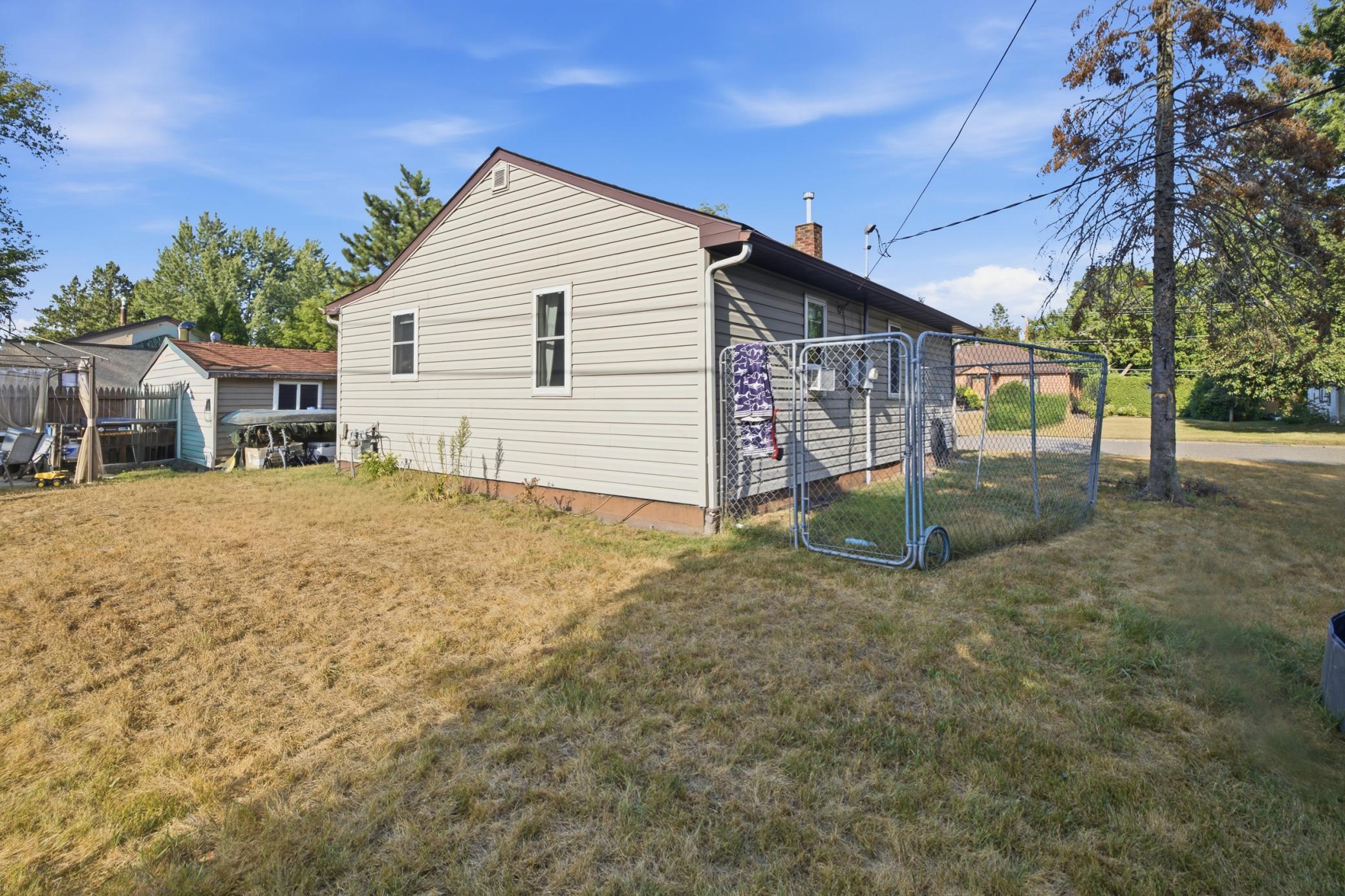 1946 single family home for sale at 1023 8th Avenue NE in Brainerd, MN — 2 bed, 1 bath (photo 22 of 34)