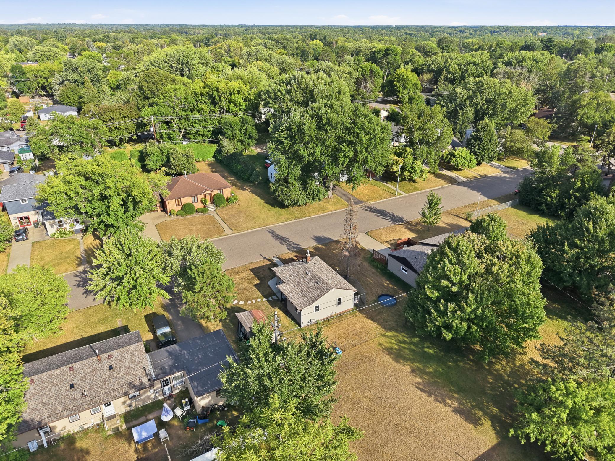 1946 single family home for sale at 1023 8th Avenue NE in Brainerd, MN — 2 bed, 1 bath (photo 25 of 34)