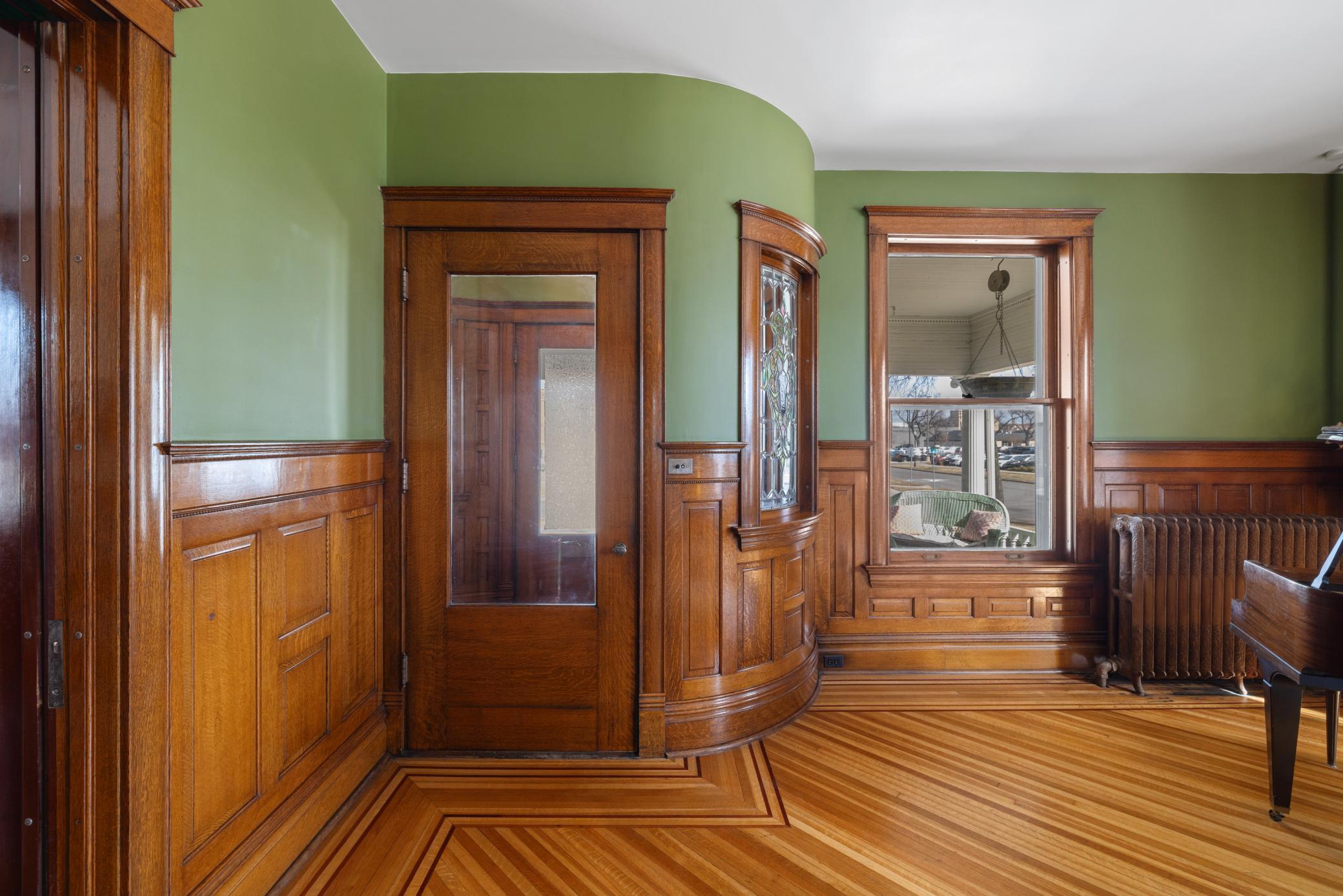 1899 single family home for sale at 1100 3rd Avenue S in Fargo, ND — 7 bed, 5 bath (photo 66 of 78)