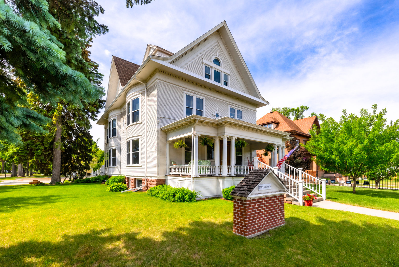 1899 single family home for sale at 1100 3rd Avenue S in Fargo, ND — 7 bed, 5 bath
