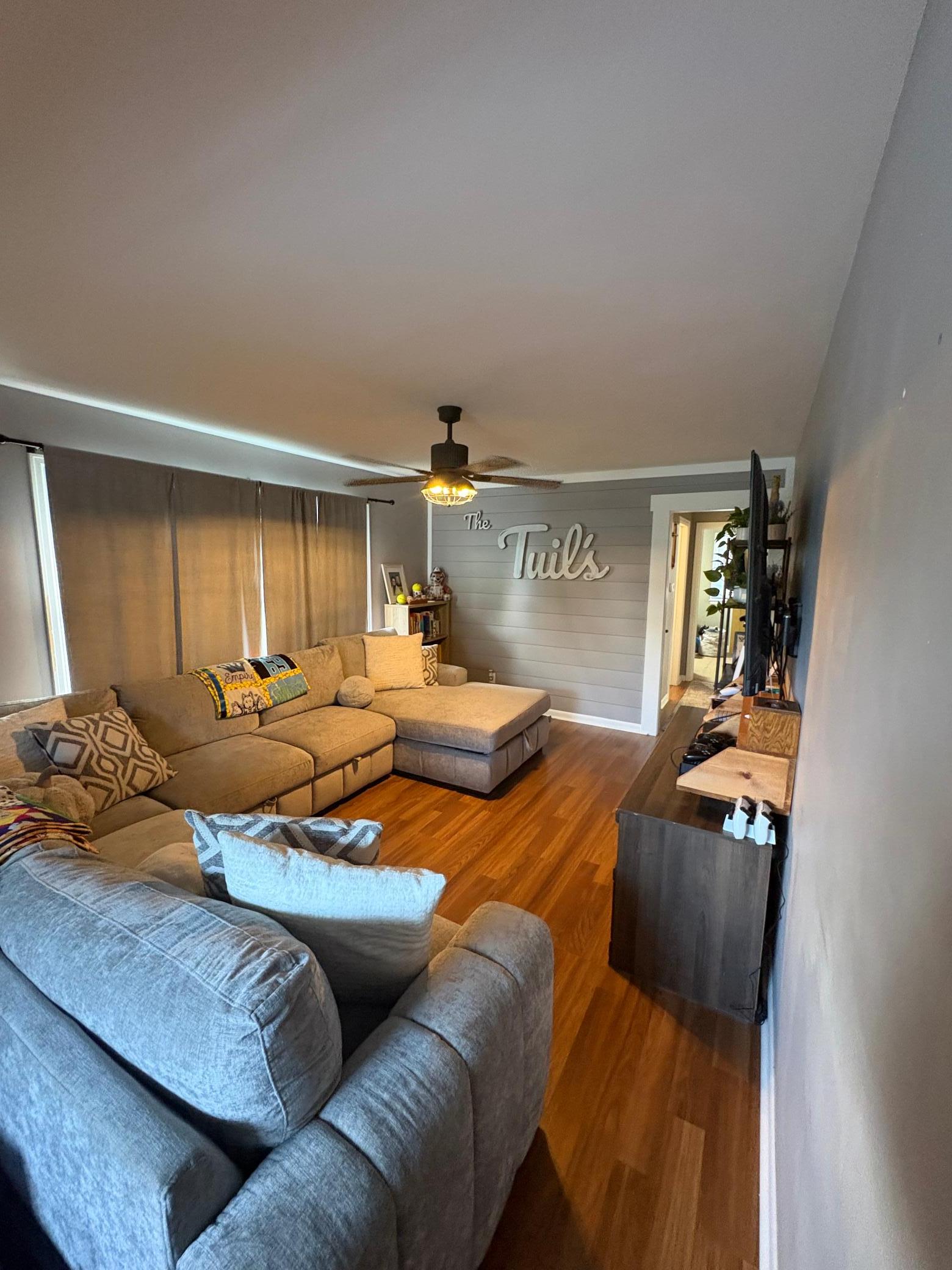 1980 single family home for sale at 1118 Broadway Street in Brainerd, MN — 3 bed, 1 bath (photo 3 of 14)