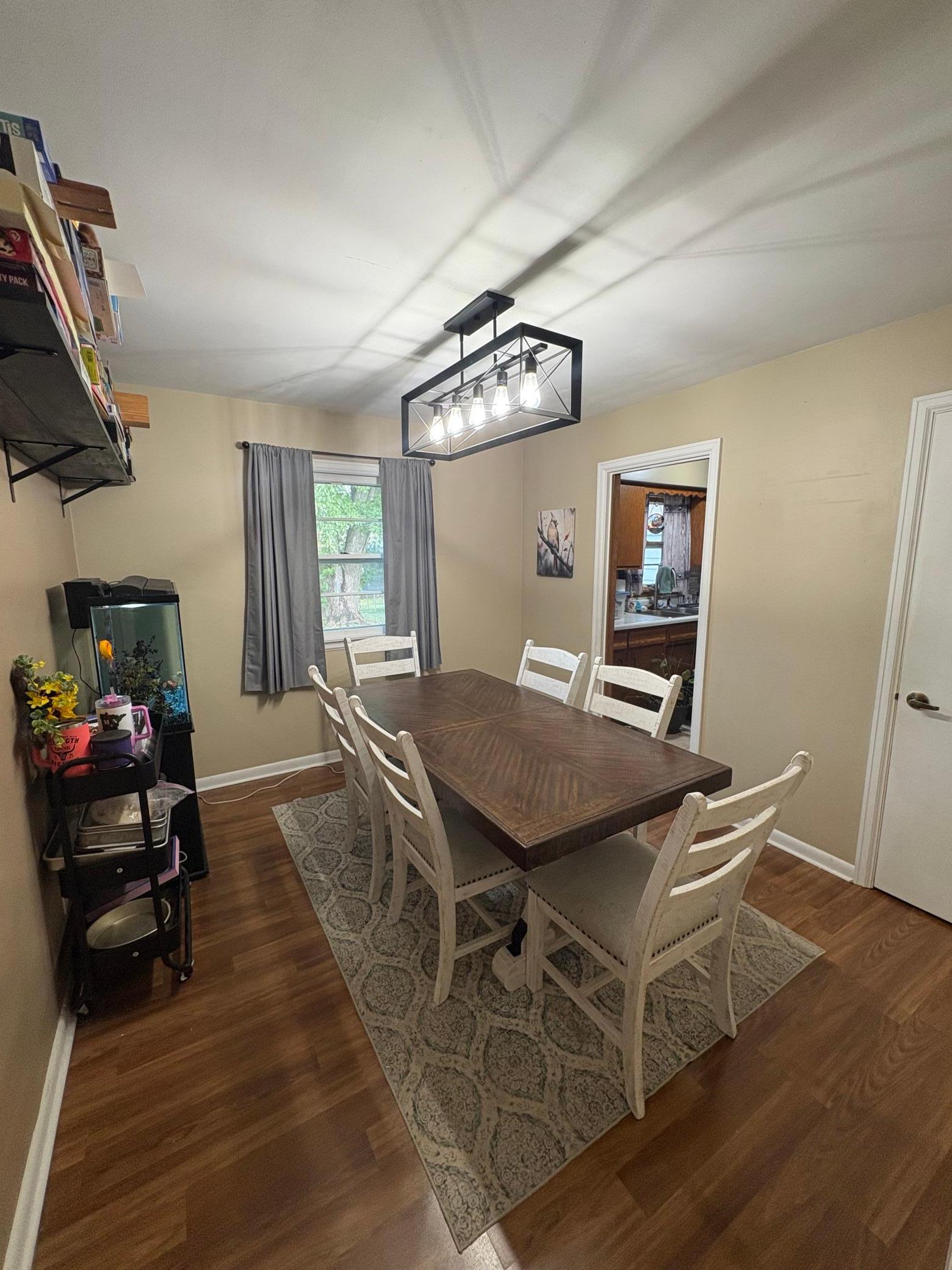1980 single family home for sale at 1118 Broadway Street in Brainerd, MN — 3 bed, 1 bath (photo 6 of 14)