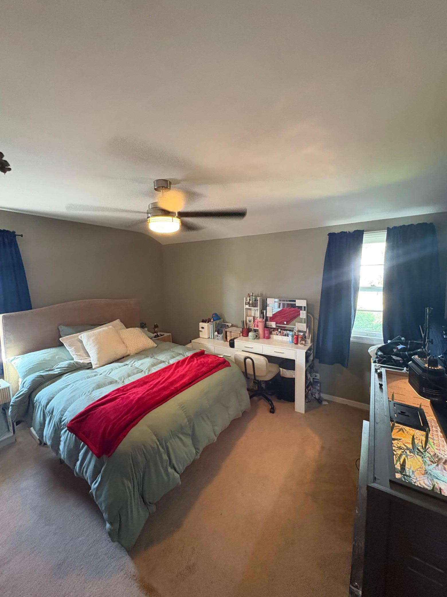 1980 single family home for sale at 1118 Broadway Street in Brainerd, MN — 3 bed, 1 bath (photo 8 of 14)