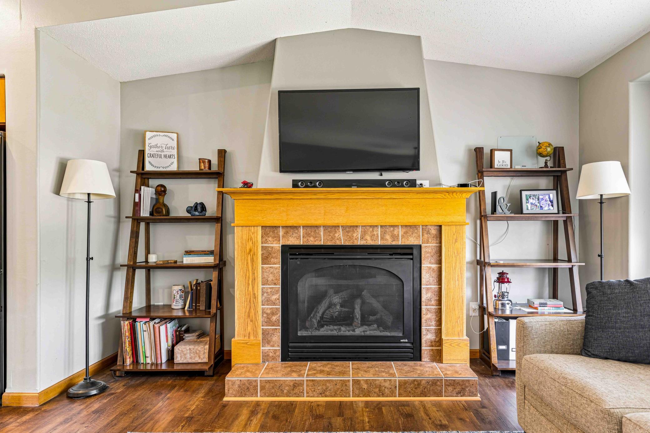 2005 single family home for sale at 1622 3rd Street W in West Fargo, ND — 4 bed, 3 bath (photo 15 of 46)