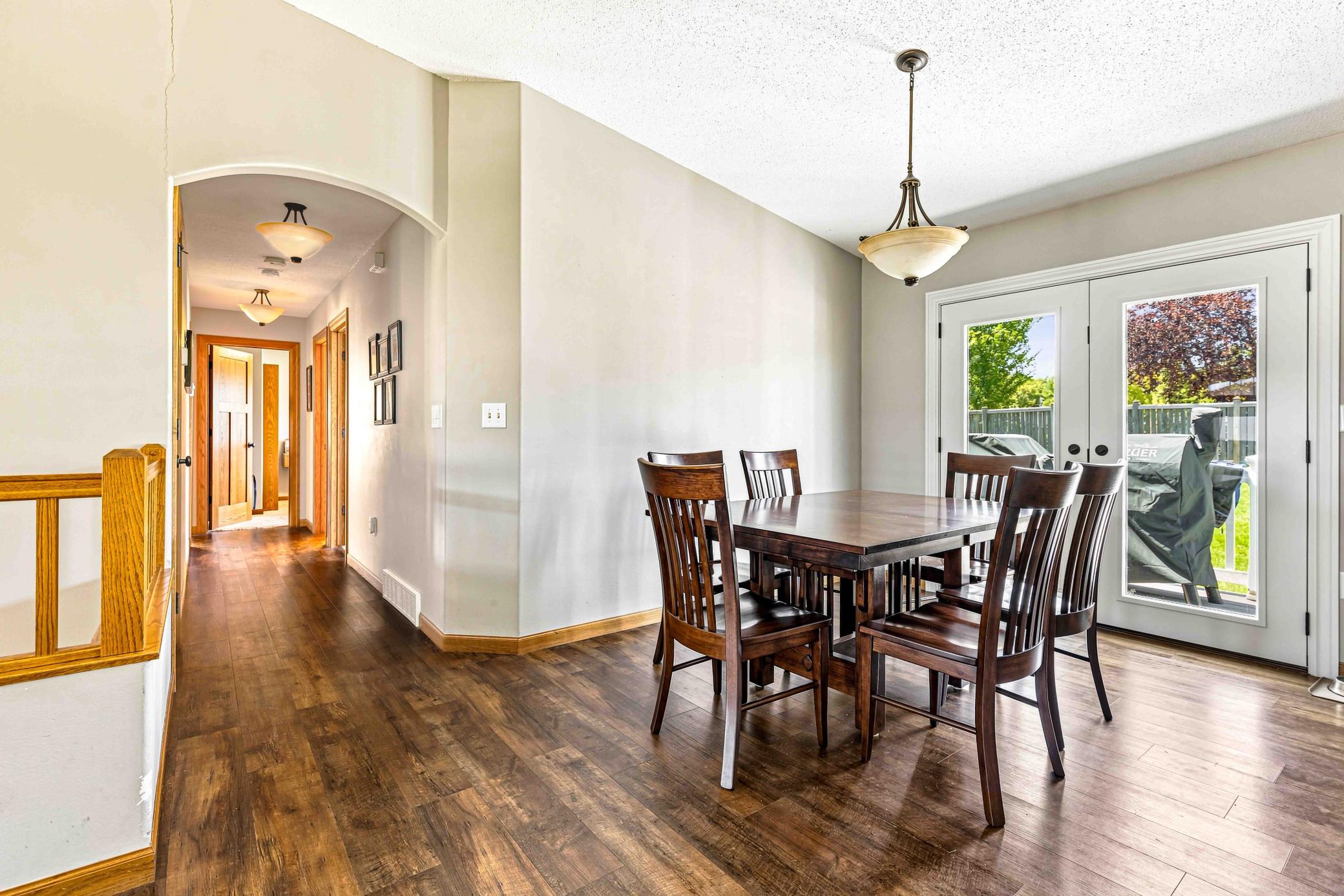 2005 single family home for sale at 1622 3rd Street W in West Fargo, ND — 4 bed, 3 bath (photo 24 of 46)