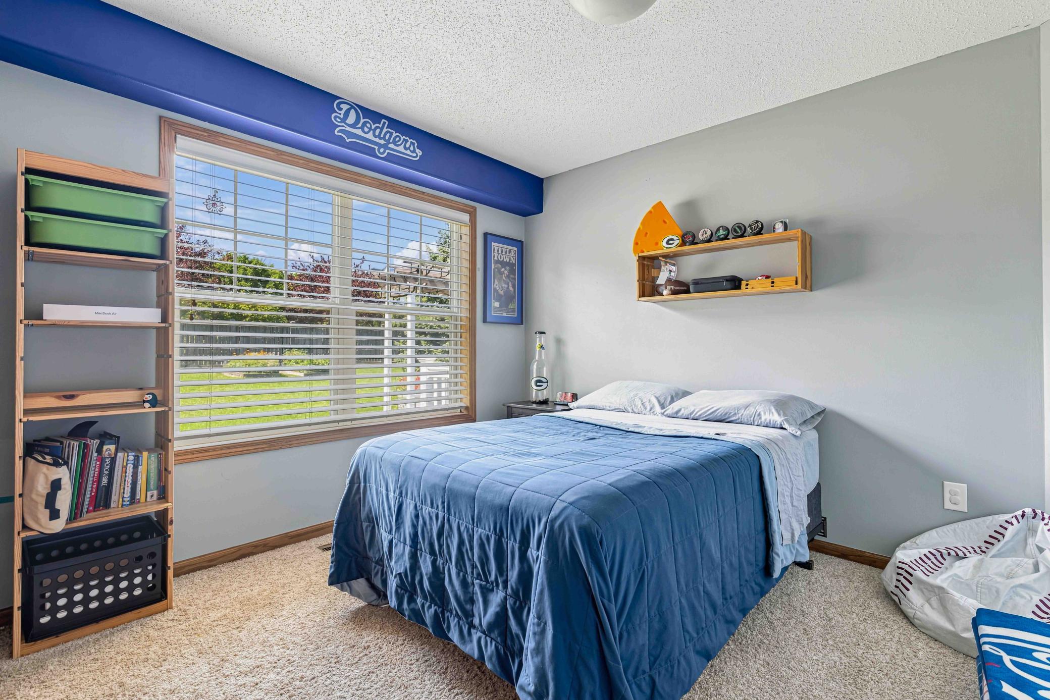 2005 single family home for sale at 1622 3rd Street W in West Fargo, ND — 4 bed, 3 bath (photo 25 of 46)