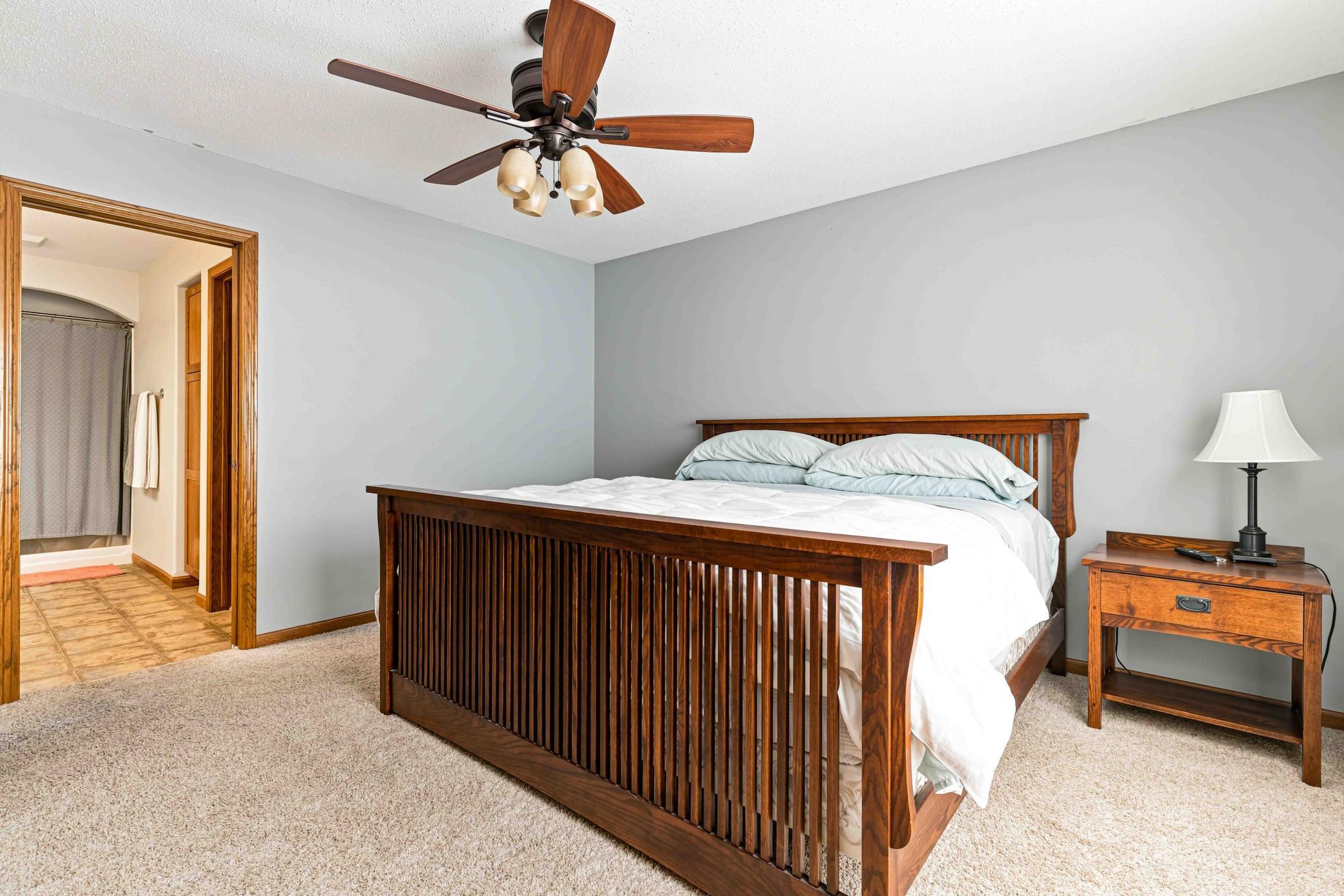 2005 single family home for sale at 1622 3rd Street W in West Fargo, ND — 4 bed, 3 bath (photo 29 of 46)