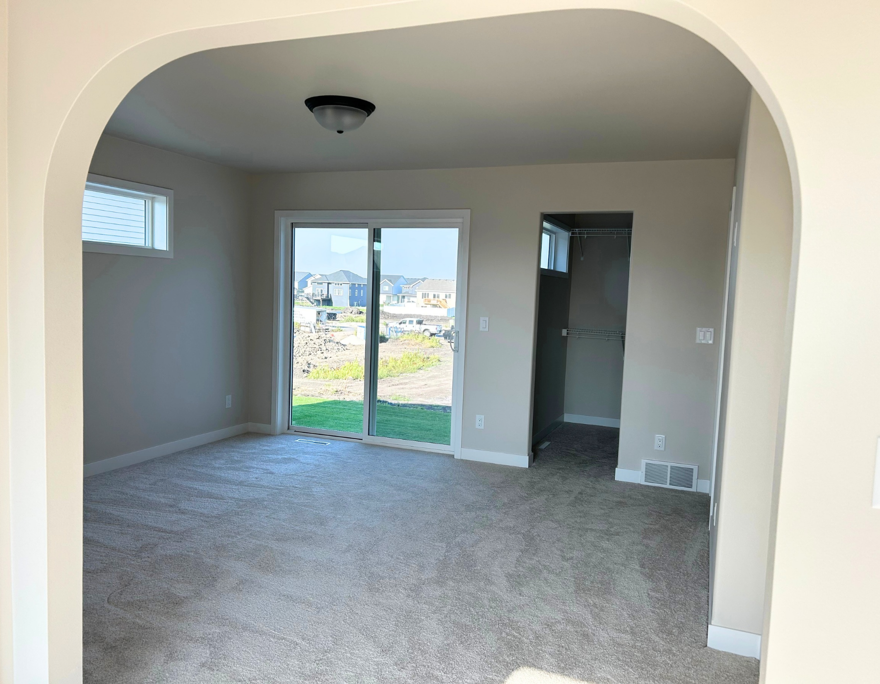 2026 single family home for sale at 6749 30th Street S in Fargo, ND — 3 bed, 3 bath (photo 7 of 11)