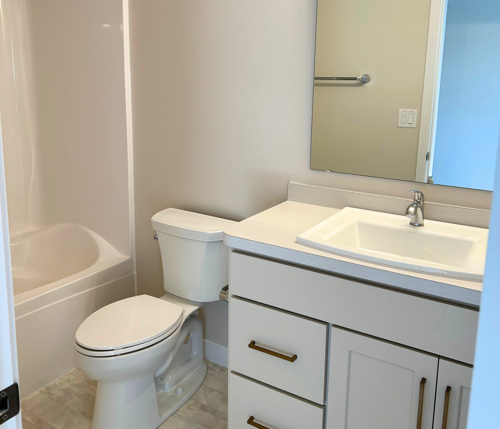 2026 single family home for sale at 6749 30th Street S in Fargo, ND — 3 bed, 3 bath (photo 10 of 11)