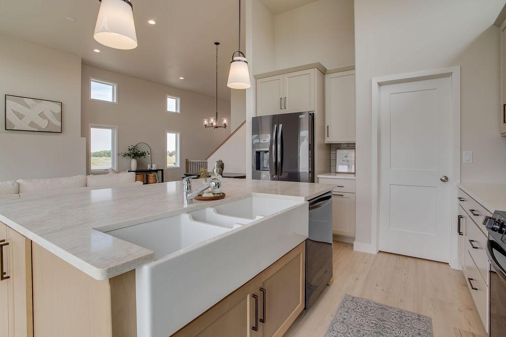 2026 single family home for sale at 6749 30th Street S in Fargo, ND — 3 bed, 3 bath (photo 12 of 34)