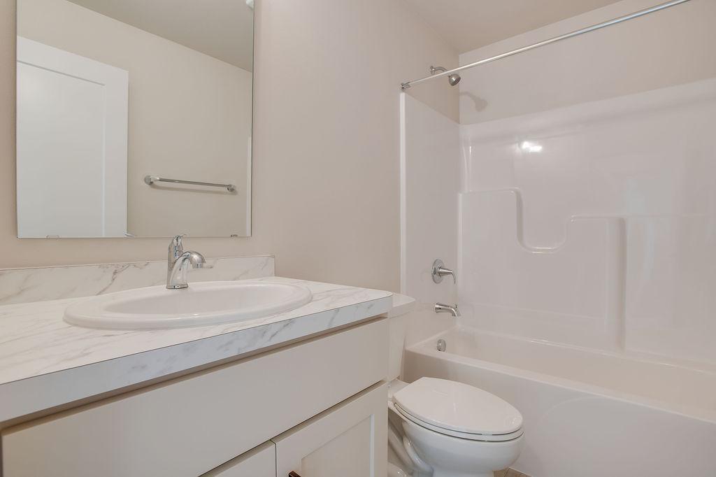 2026 single family home for sale at 6749 30th Street S in Fargo, ND — 3 bed, 3 bath (photo 32 of 34)