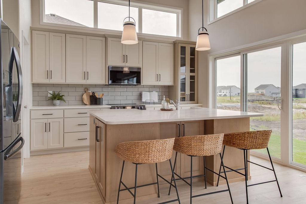 2026 single family home for sale at 6749 30th Street S in Fargo, ND — 3 bed, 3 bath (photo 10 of 34)