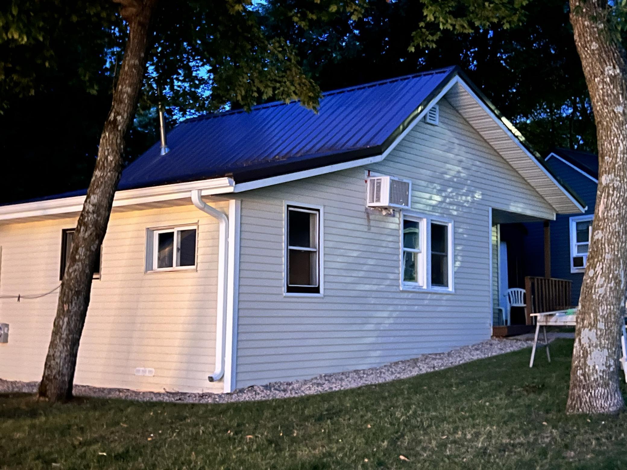 1949 single family home for sale at 1321 S Darling Drive NW in Alexandria, MN — 2 bed, 1 bath (photo 13 of 16)