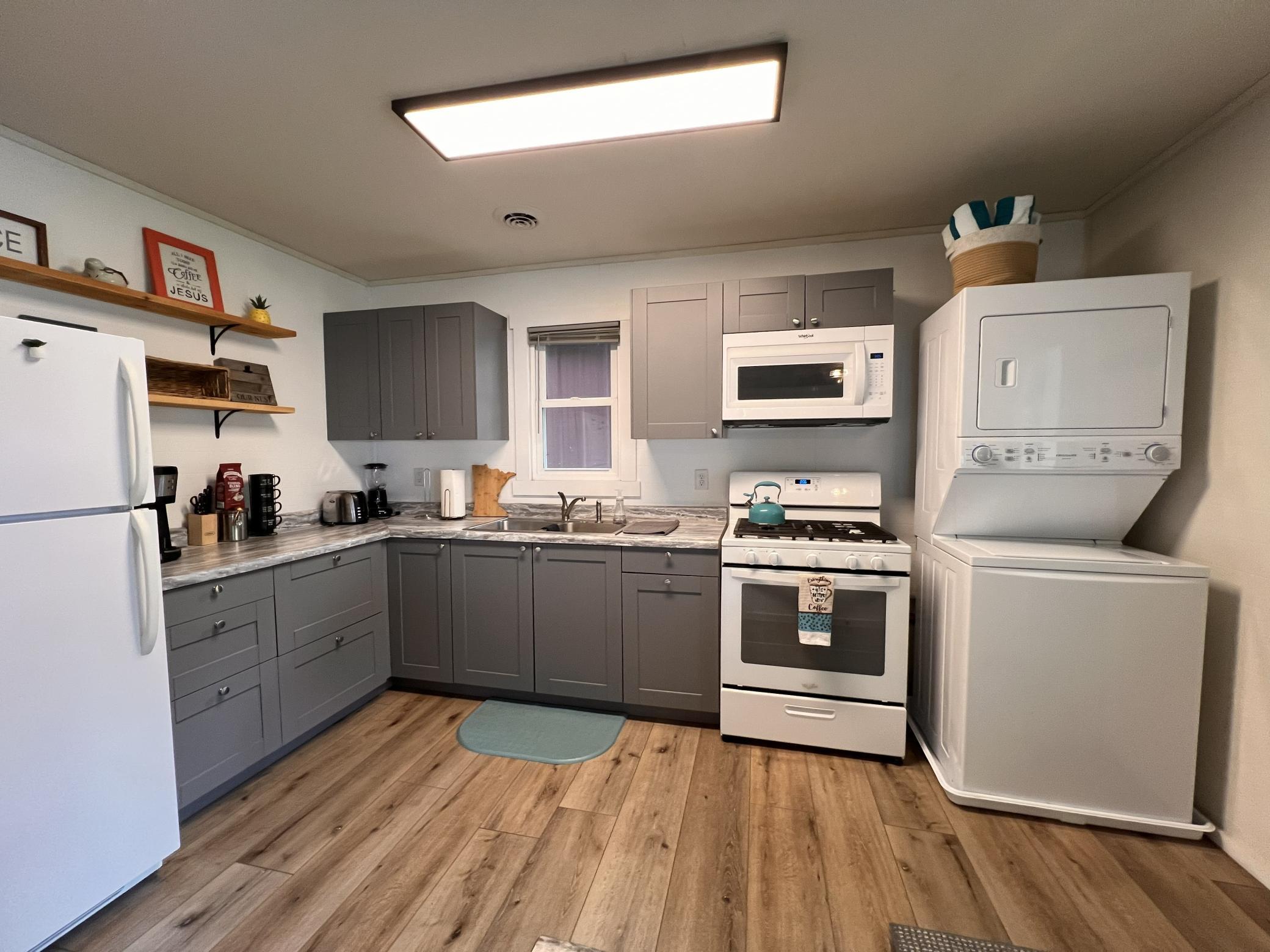 1949 single family home for sale at 1321 S Darling Drive NW in Alexandria, MN — 2 bed, 1 bath (photo 6 of 16)