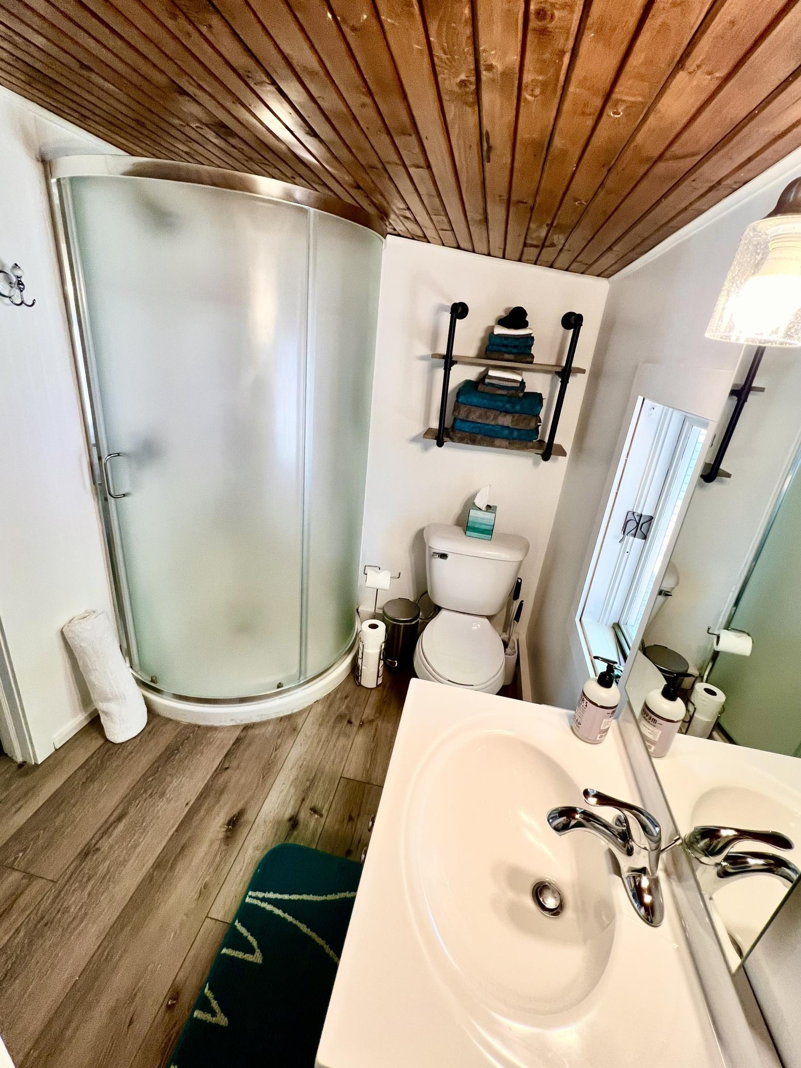 1949 single family home for sale at 1321 S Darling Drive NW in Alexandria, MN — 2 bed, 1 bath (photo 10 of 16)