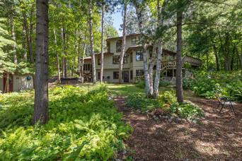 1992 single family home for sale at 11077 Leisure Lane in Brainerd, MN — 3 bed, 3 bath (photo 7 of 64)