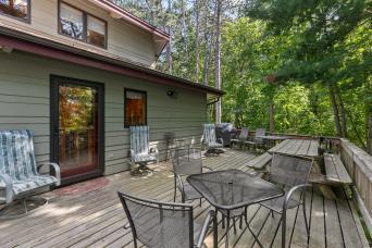 1992 single family home for sale at 11077 Leisure Lane in Brainerd, MN — 3 bed, 3 bath (photo 8 of 64)