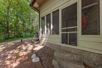 1992 single family home for sale at 11077 Leisure Lane in Brainerd, MN — 3 bed, 3 bath (photo 9 of 64)