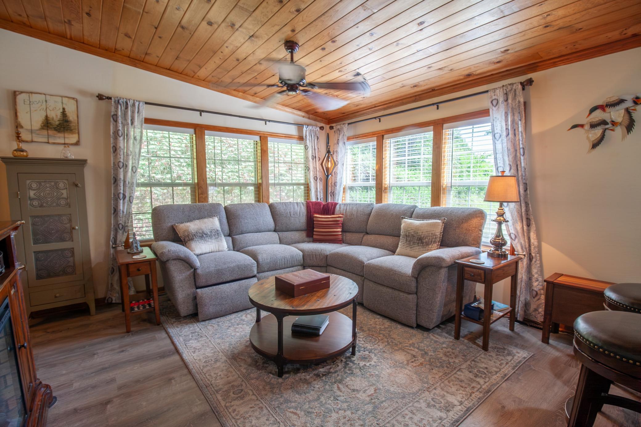 2005 single family home for sale at 34295 County Highway 3 in Erhard, MN — 3 bed, 2 bath (photo 11 of 37)
