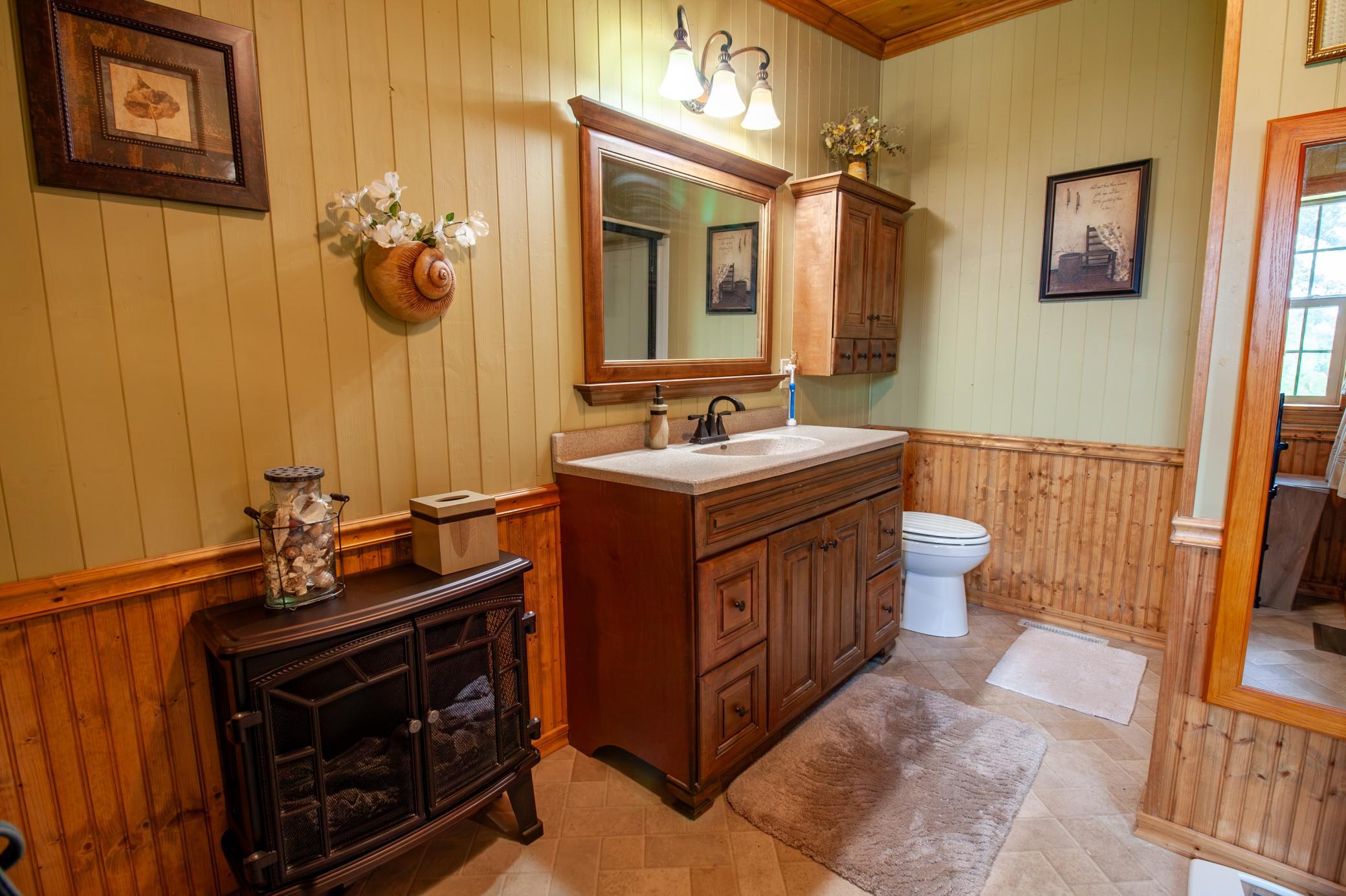 2005 single family home for sale at 34295 County Highway 3 in Erhard, MN — 3 bed, 2 bath (photo 19 of 37)