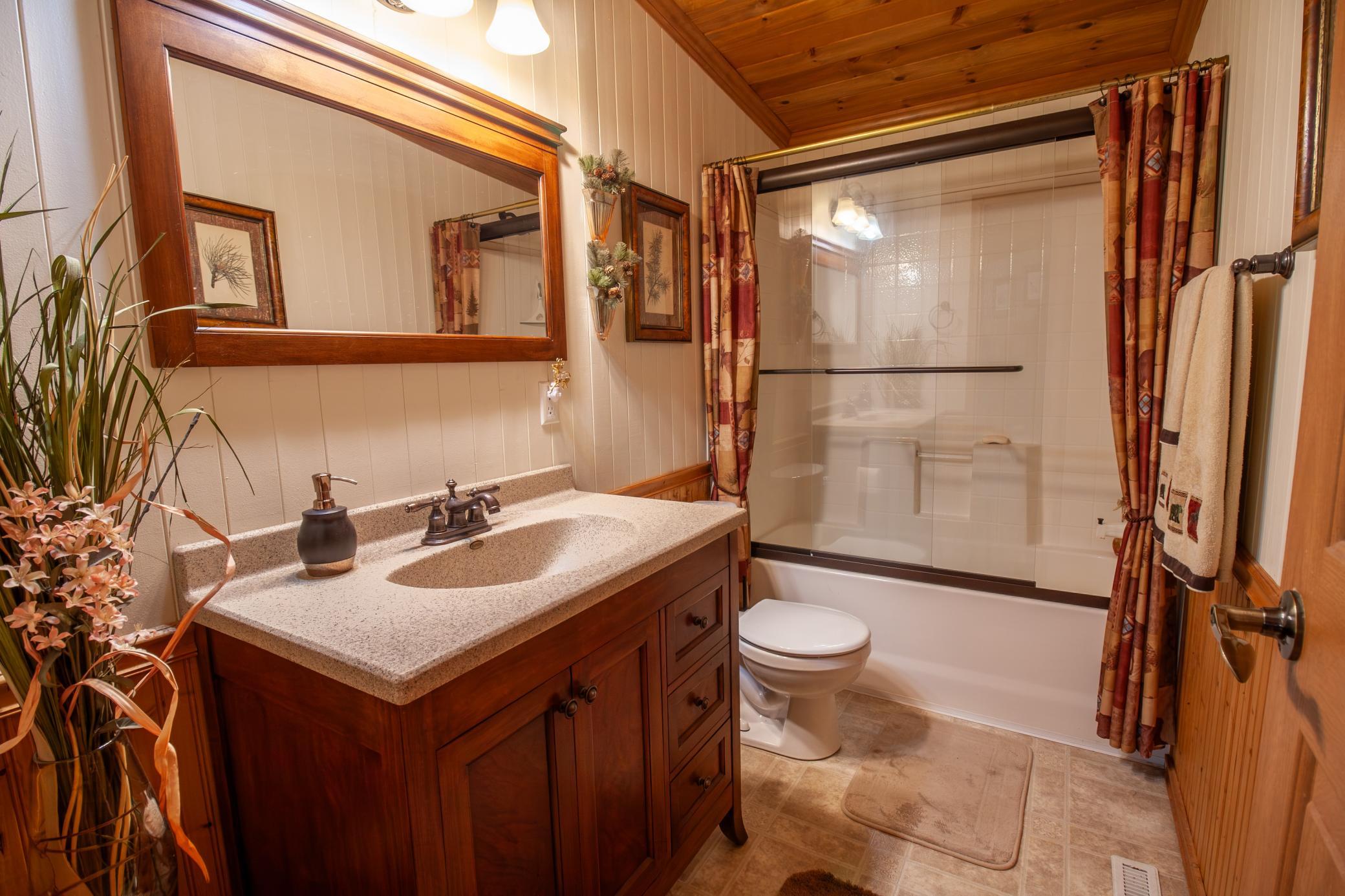 2005 single family home for sale at 34295 County Highway 3 in Erhard, MN — 3 bed, 2 bath (photo 23 of 37)