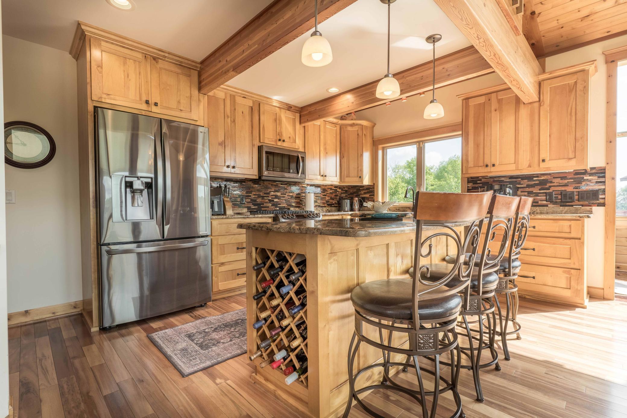 2016 single family home for sale at 2701 Pristine Bay Court NW in Alexandria, MN — 4 bed, 4 bath (photo 11 of 89)