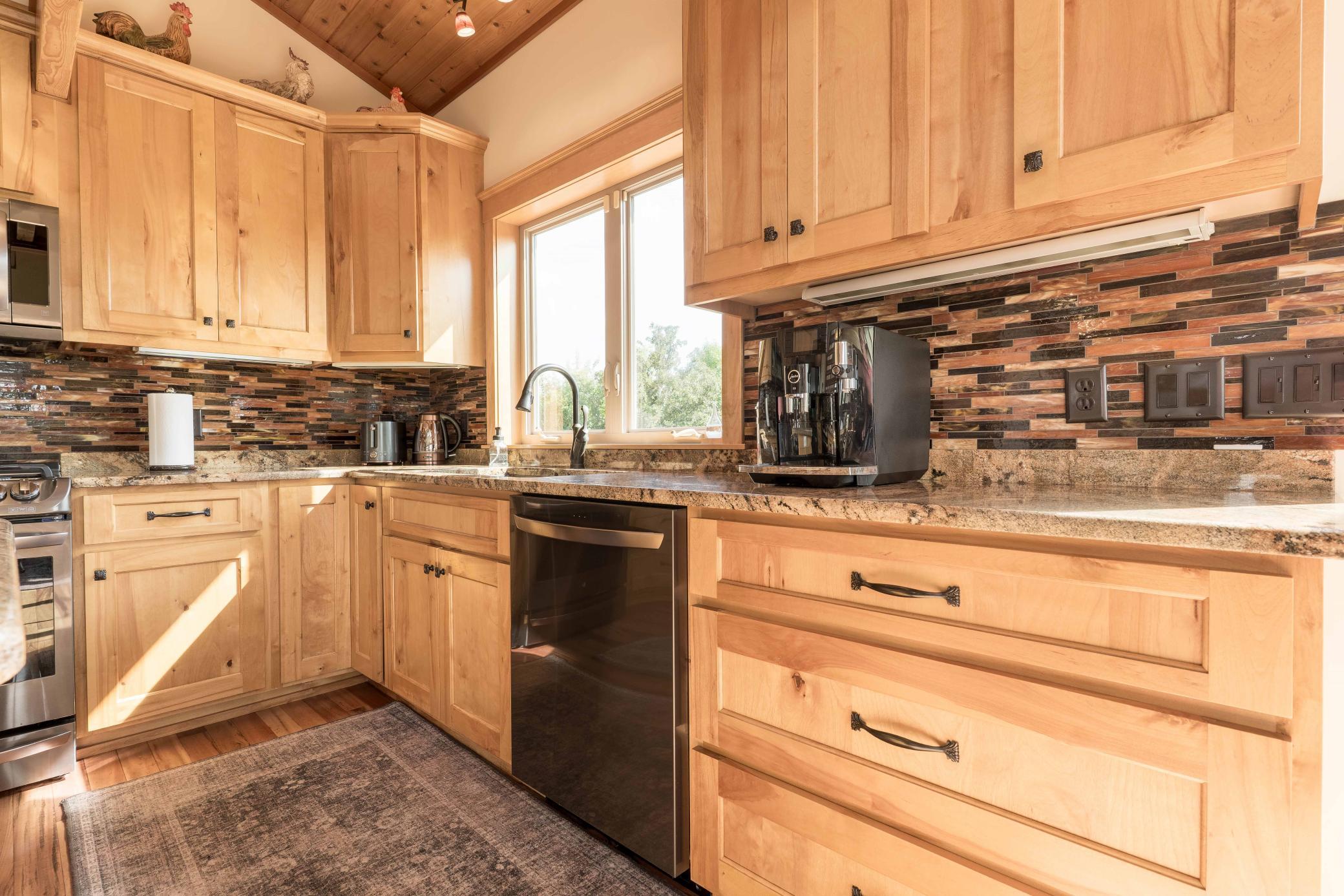 2016 single family home for sale at 2701 Pristine Bay Court NW in Alexandria, MN — 4 bed, 4 bath (photo 17 of 89)