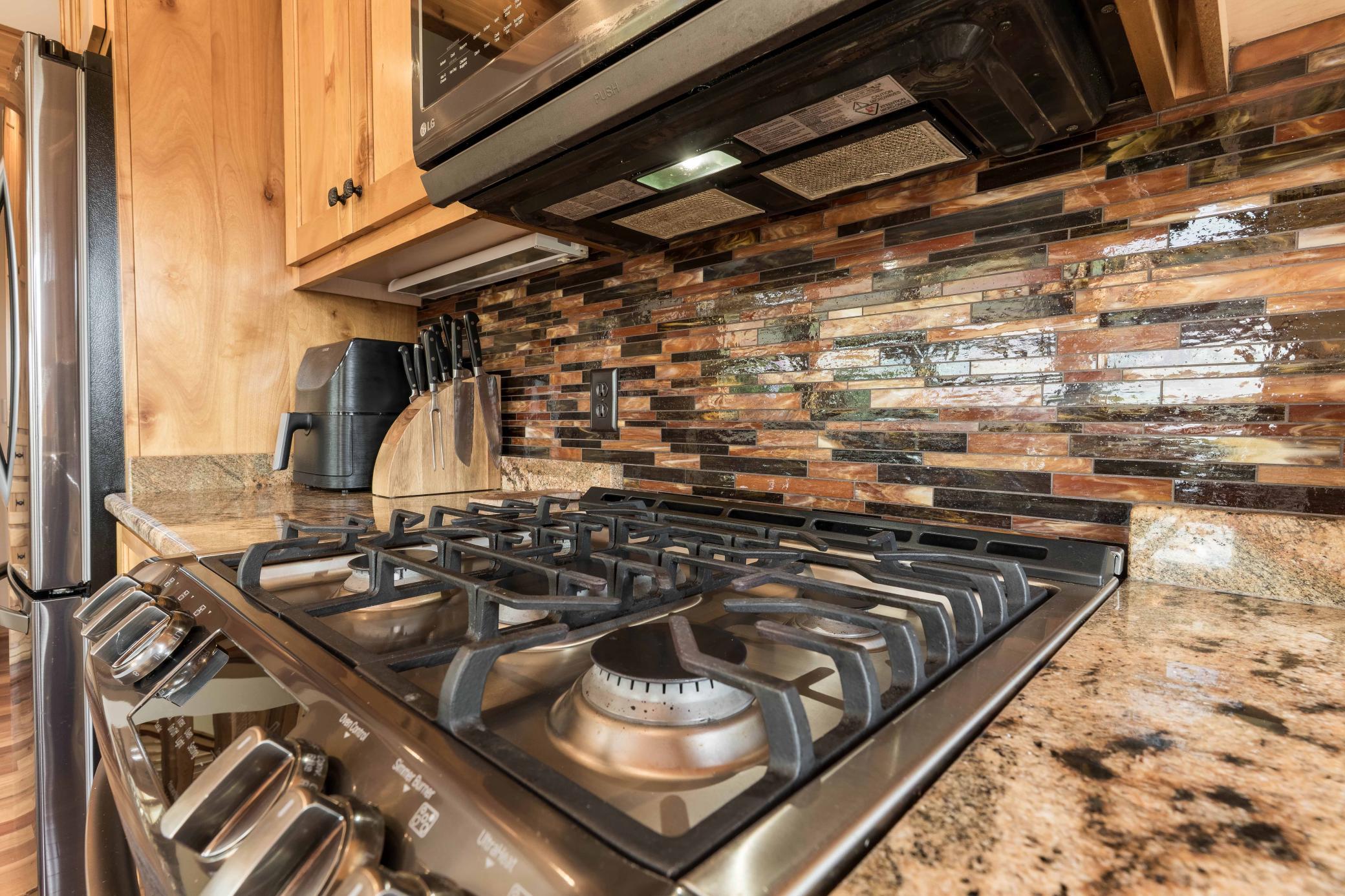 2016 single family home for sale at 2701 Pristine Bay Court NW in Alexandria, MN — 4 bed, 4 bath (photo 18 of 89)
