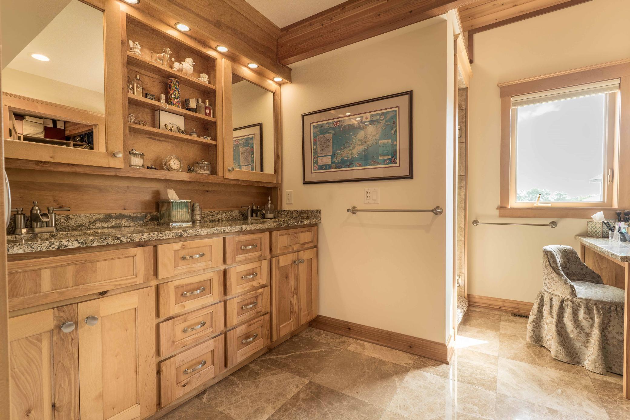 2016 single family home for sale at 2701 Pristine Bay Court NW in Alexandria, MN — 4 bed, 4 bath (photo 22 of 89)