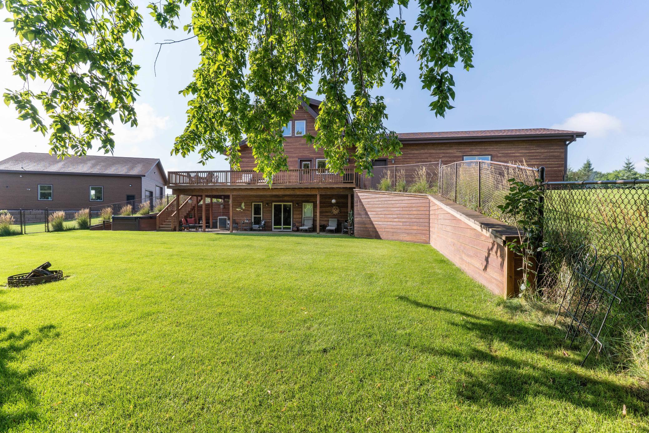 2016 single family home for sale at 2701 Pristine Bay Court NW in Alexandria, MN — 4 bed, 4 bath (photo 50 of 89)