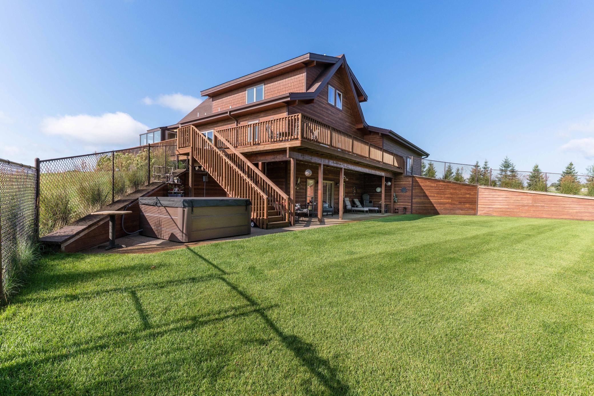 2016 single family home for sale at 2701 Pristine Bay Court NW in Alexandria, MN — 4 bed, 4 bath (photo 51 of 89)