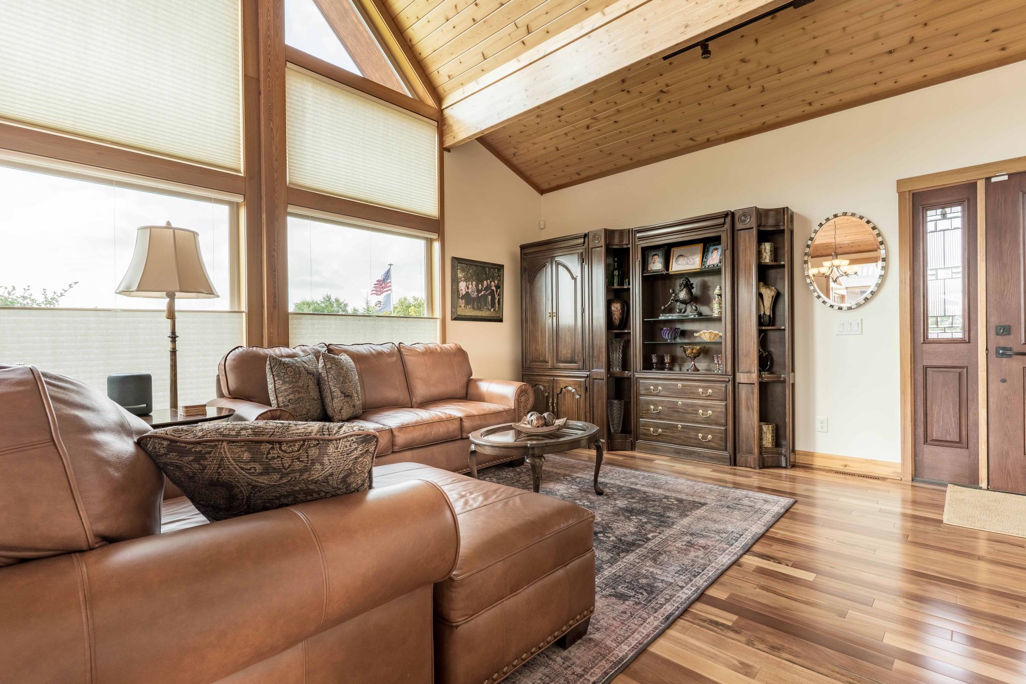 2016 single family home for sale at 2701 Pristine Bay Court NW in Alexandria, MN — 4 bed, 4 bath (photo 7 of 89)
