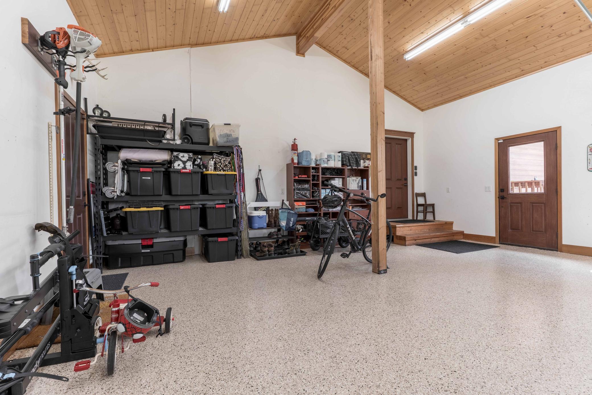 2016 single family home for sale at 2701 Pristine Bay Court NW in Alexandria, MN — 4 bed, 4 bath (photo 62 of 89)
