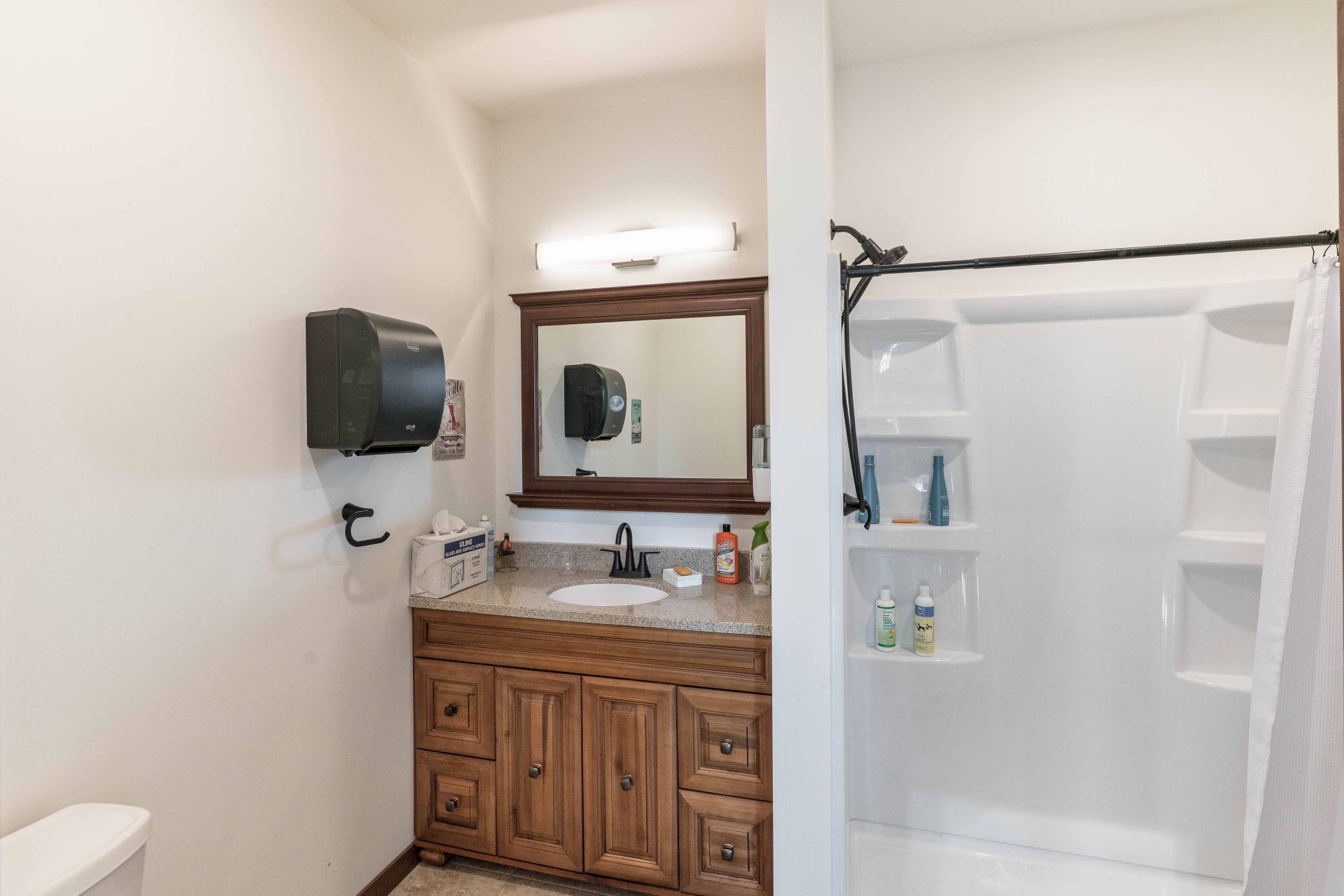 2016 single family home for sale at 2701 Pristine Bay Court NW in Alexandria, MN — 4 bed, 4 bath (photo 70 of 89)