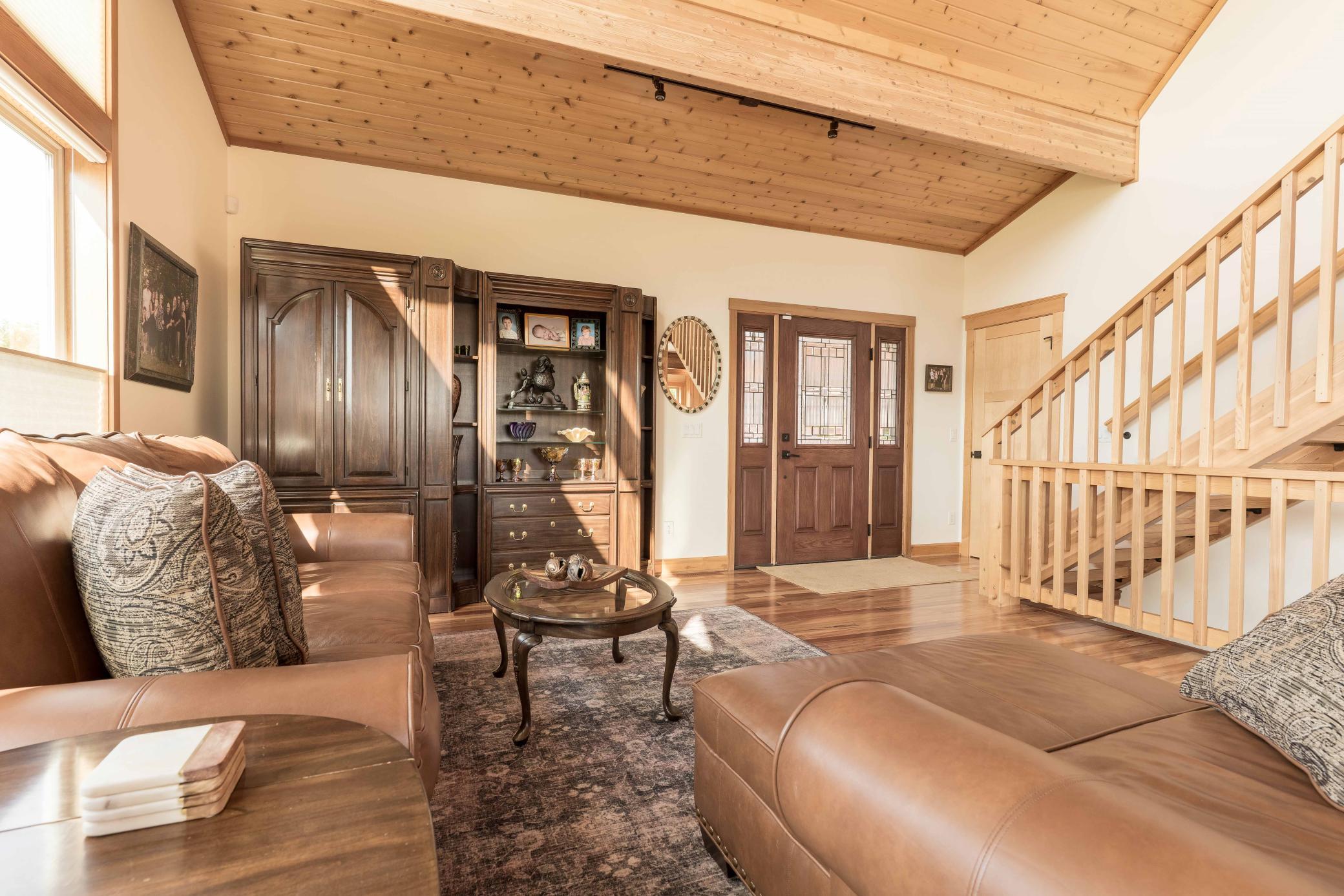 2016 single family home for sale at 2701 Pristine Bay Court NW in Alexandria, MN — 4 bed, 4 bath (photo 8 of 89)