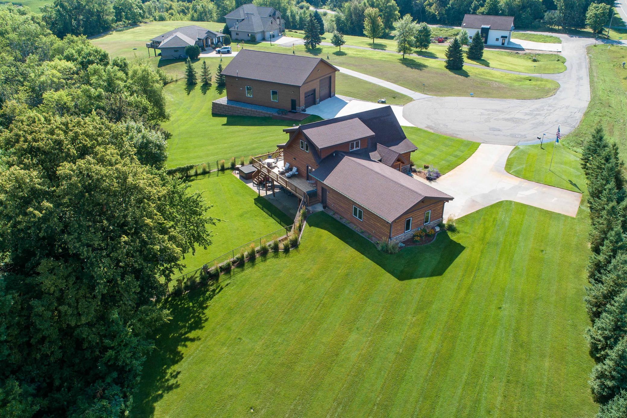 2016 single family home for sale at 2701 Pristine Bay Court NW in Alexandria, MN — 4 bed, 4 bath (photo 83 of 89)