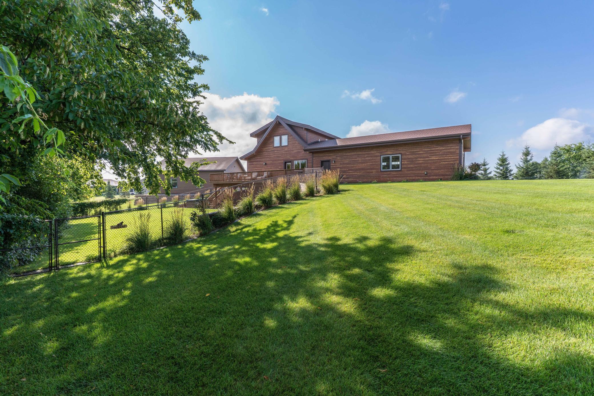 2016 single family home for sale at 2701 Pristine Bay Court NW in Alexandria, MN — 4 bed, 4 bath (photo 88 of 89)