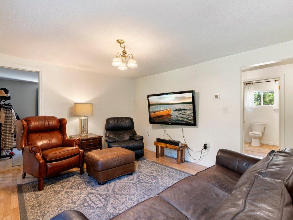 1967 single family home for sale at 4967 Barbeau Road in Brainerd, MN — 2 bed, 1 bath (photo 11 of 42)