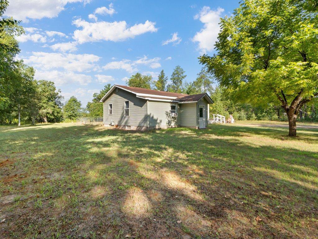 1967 single family home for sale at 4967 Barbeau Road in Brainerd, MN — 2 bed, 1 bath (photo 30 of 42)