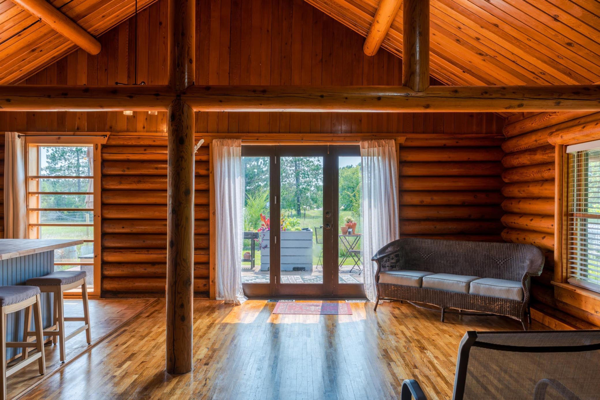 1962 single family home for sale at 718 Stoner Avenue SE in Bemidji, MN — 3 bed, 1 bath (photo 18 of 40)