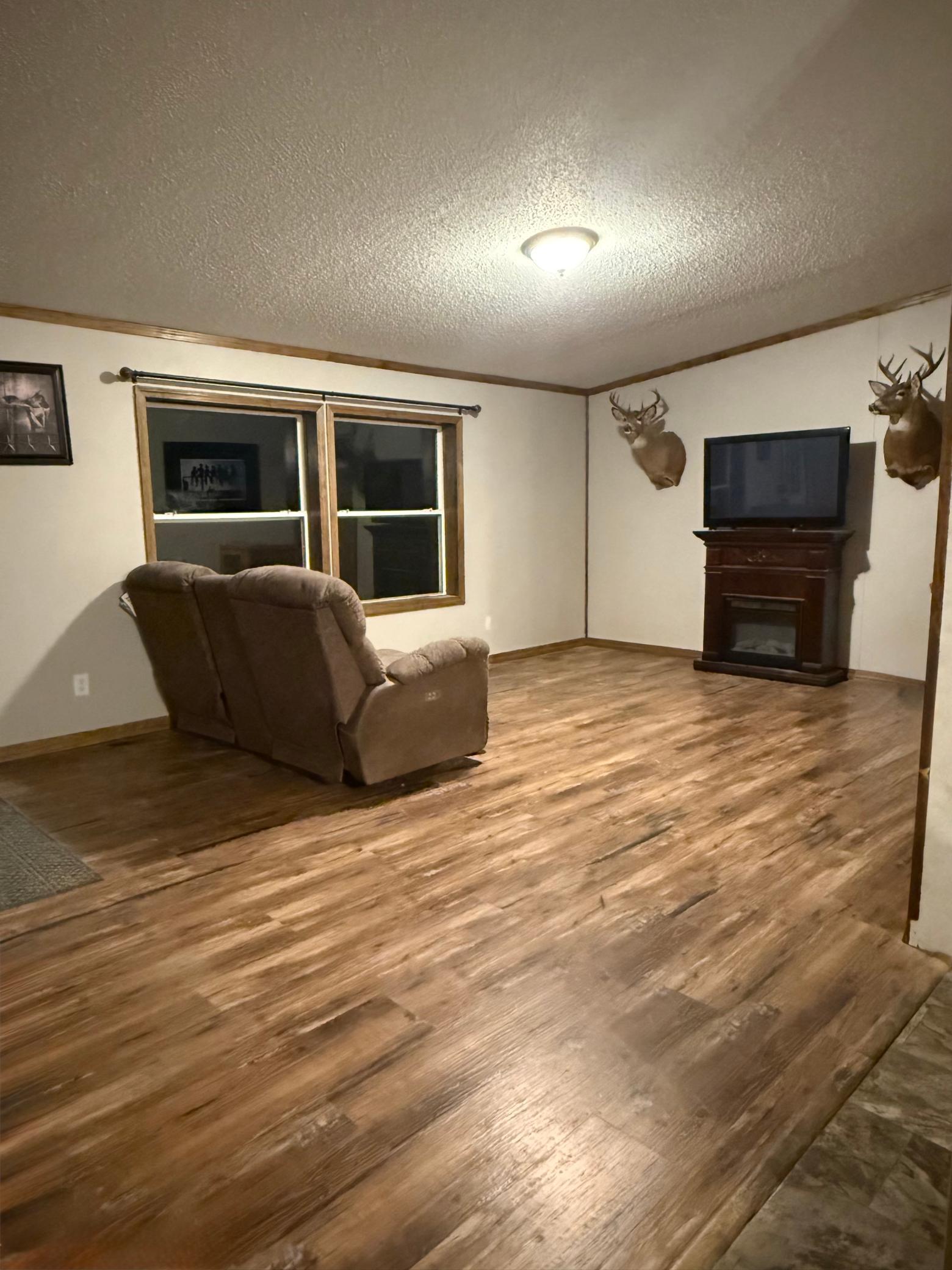 2001 single family home for sale at 8624 Knappen Hill Road in Bemidji, MN — 5 bed, 3 bath (photo 3 of 6)