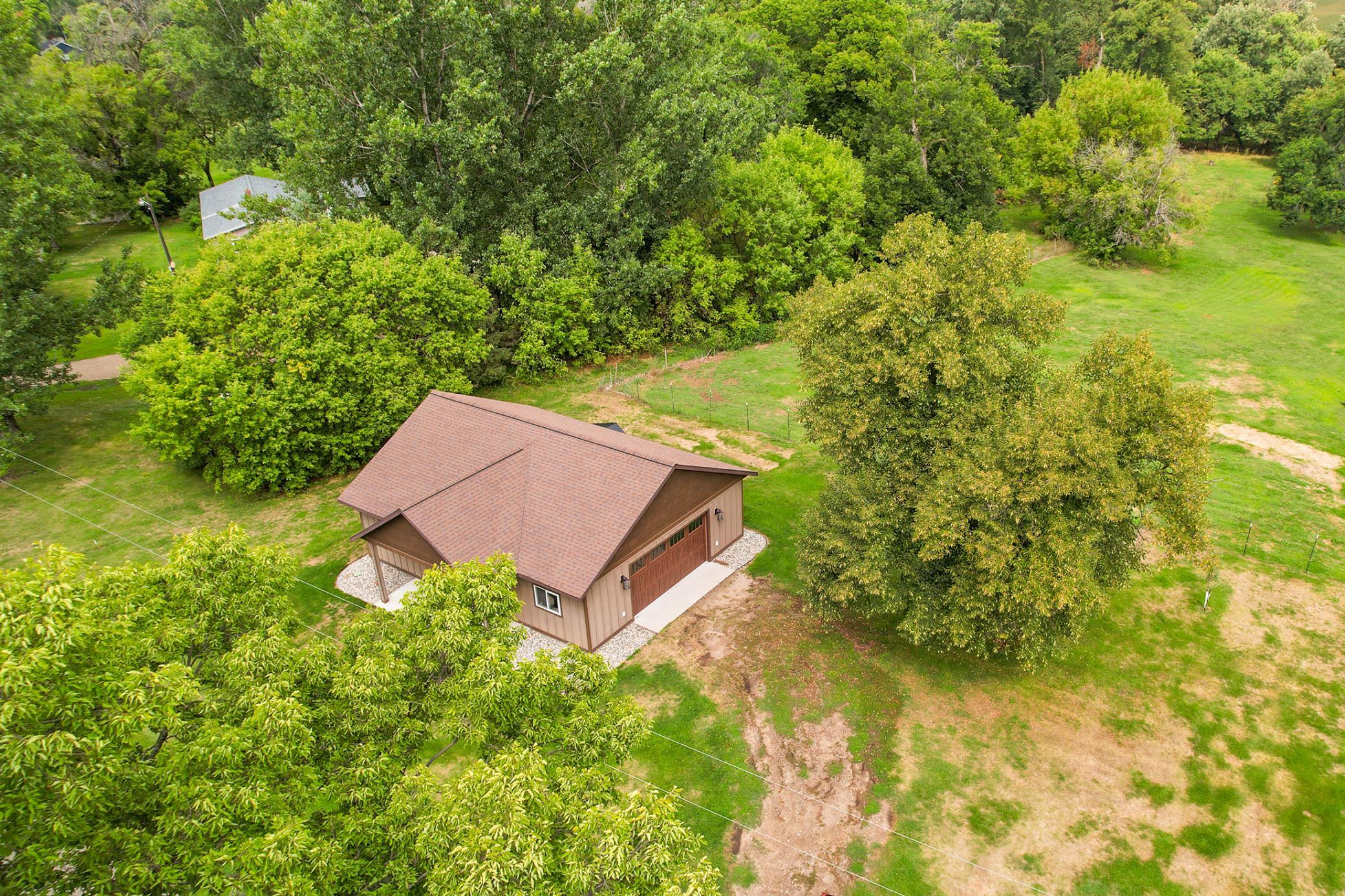 1982 single family home for sale at 45212 N Little Pine Road in Perham, MN — 4 bed, 3 bath (photo 14 of 68)