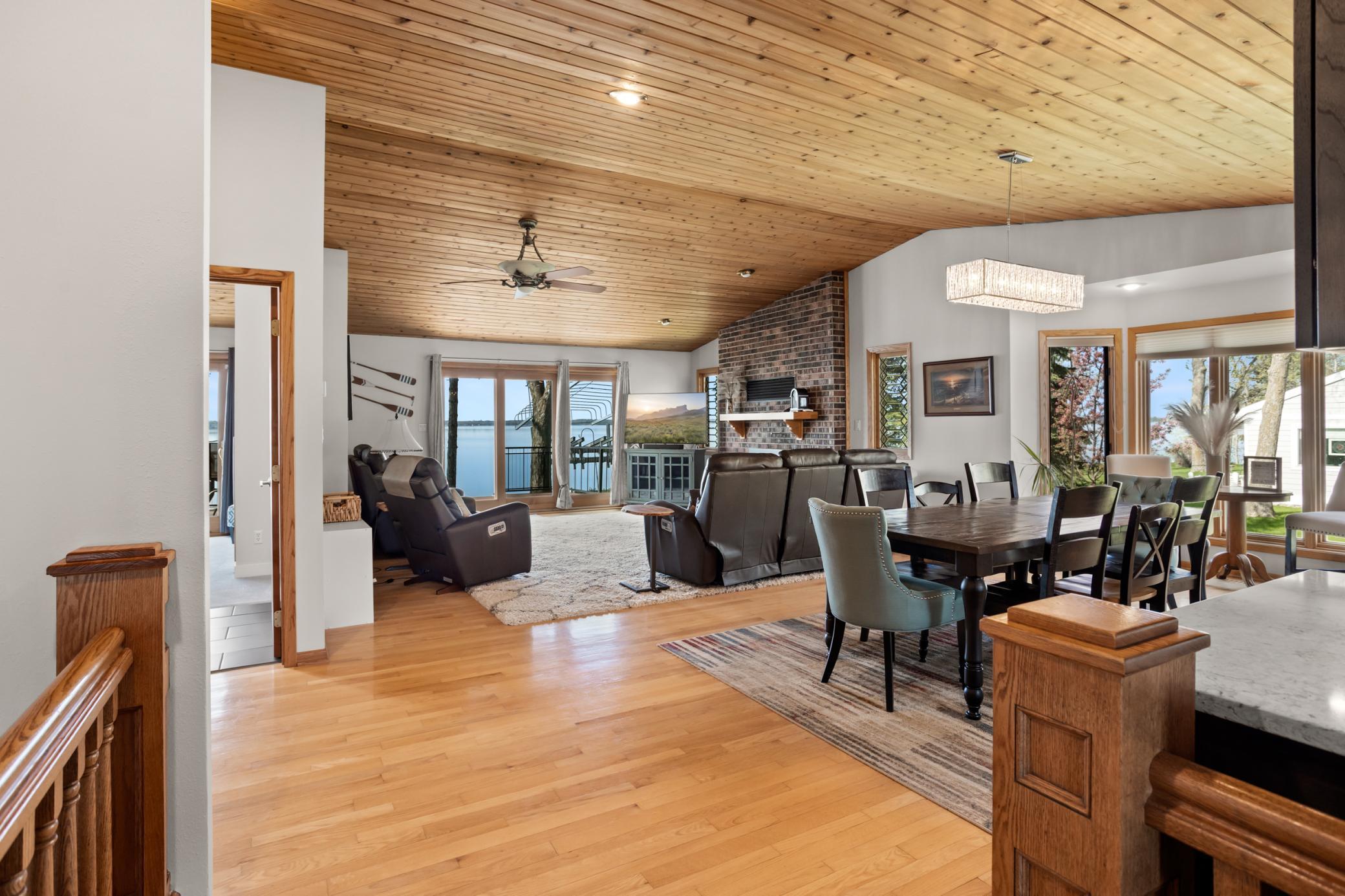 1982 single family home for sale at 45212 N Little Pine Road in Perham, MN — 4 bed, 3 bath (photo 21 of 68)