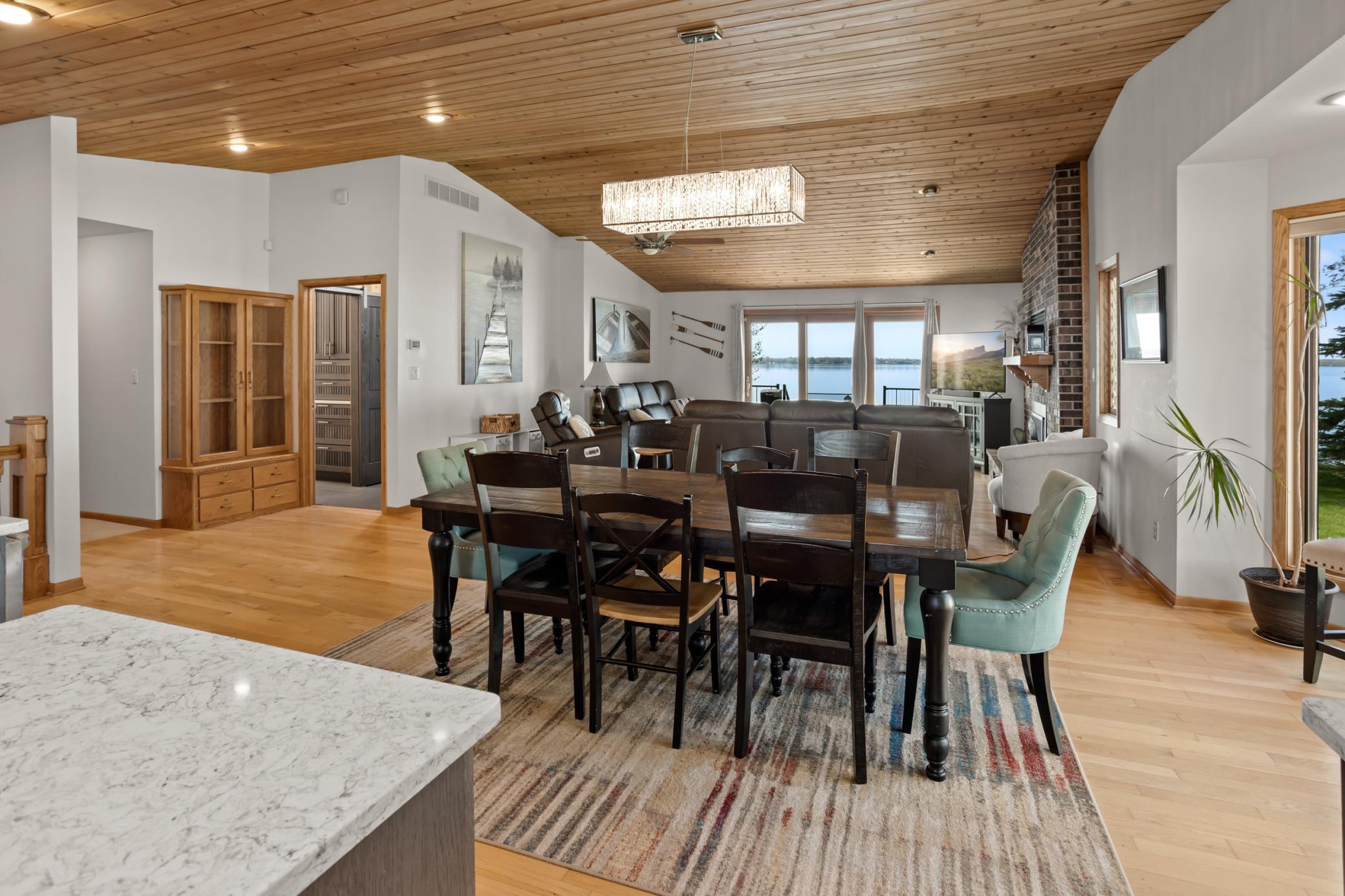 1982 single family home for sale at 45212 N Little Pine Road in Perham, MN — 4 bed, 3 bath (photo 28 of 68)