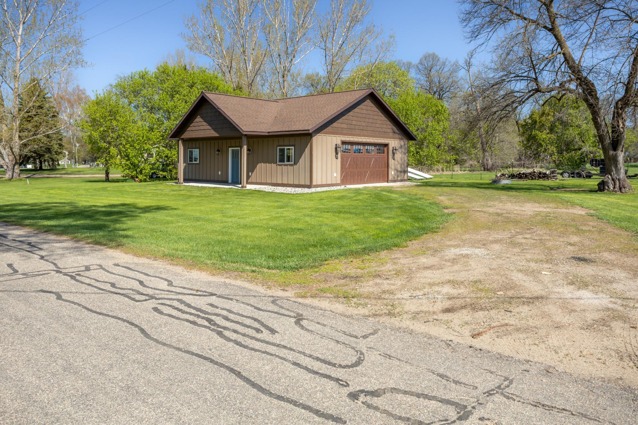 1982 single family home for sale at 45212 N Little Pine Road in Perham, MN — 4 bed, 3 bath (photo 58 of 68)