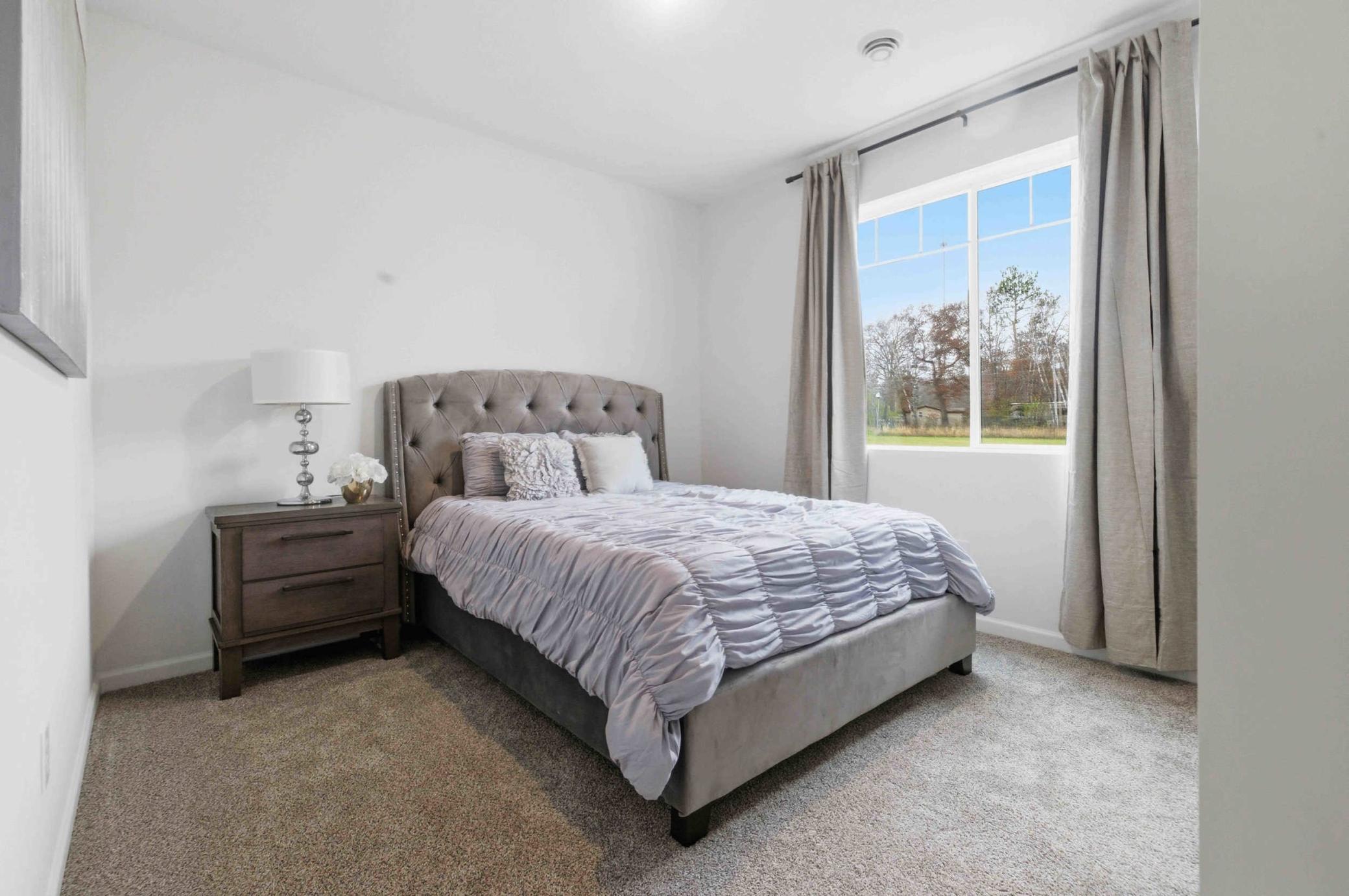 2026 single family home for sale at 13758 Oakwood Drive in Baxter, MN — 3 bed, 2 bath (photo 12 of 30)
