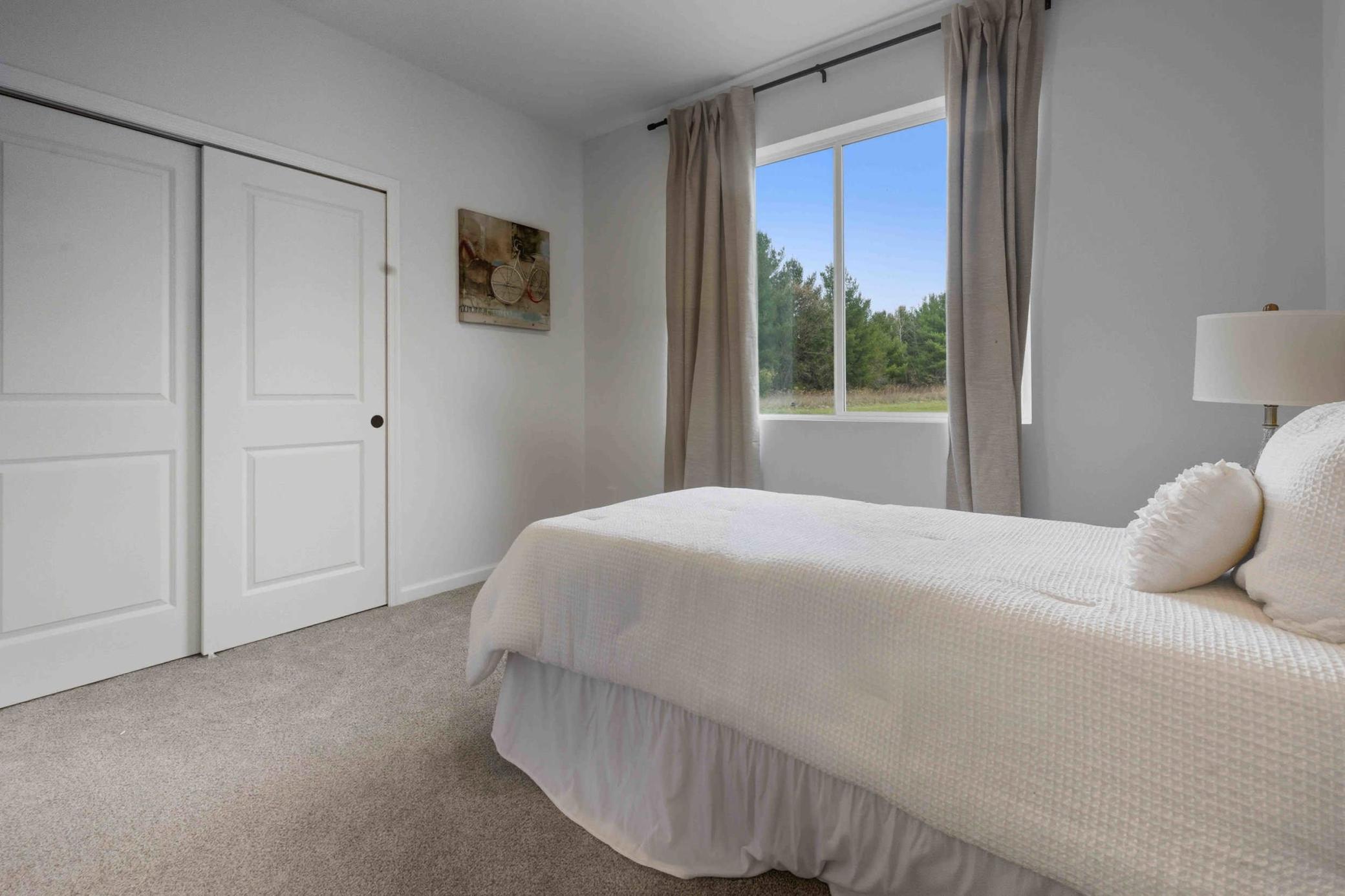 2026 single family home for sale at 13758 Oakwood Drive in Baxter, MN — 3 bed, 2 bath (photo 13 of 30)