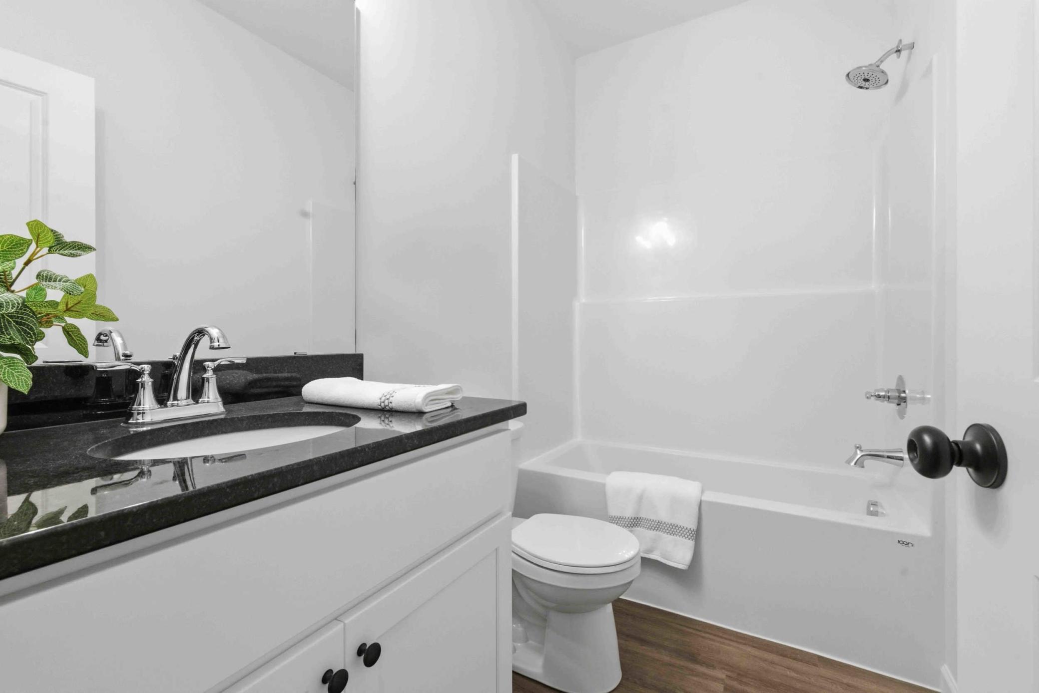 2026 single family home for sale at 13758 Oakwood Drive in Baxter, MN — 3 bed, 2 bath (photo 15 of 30)