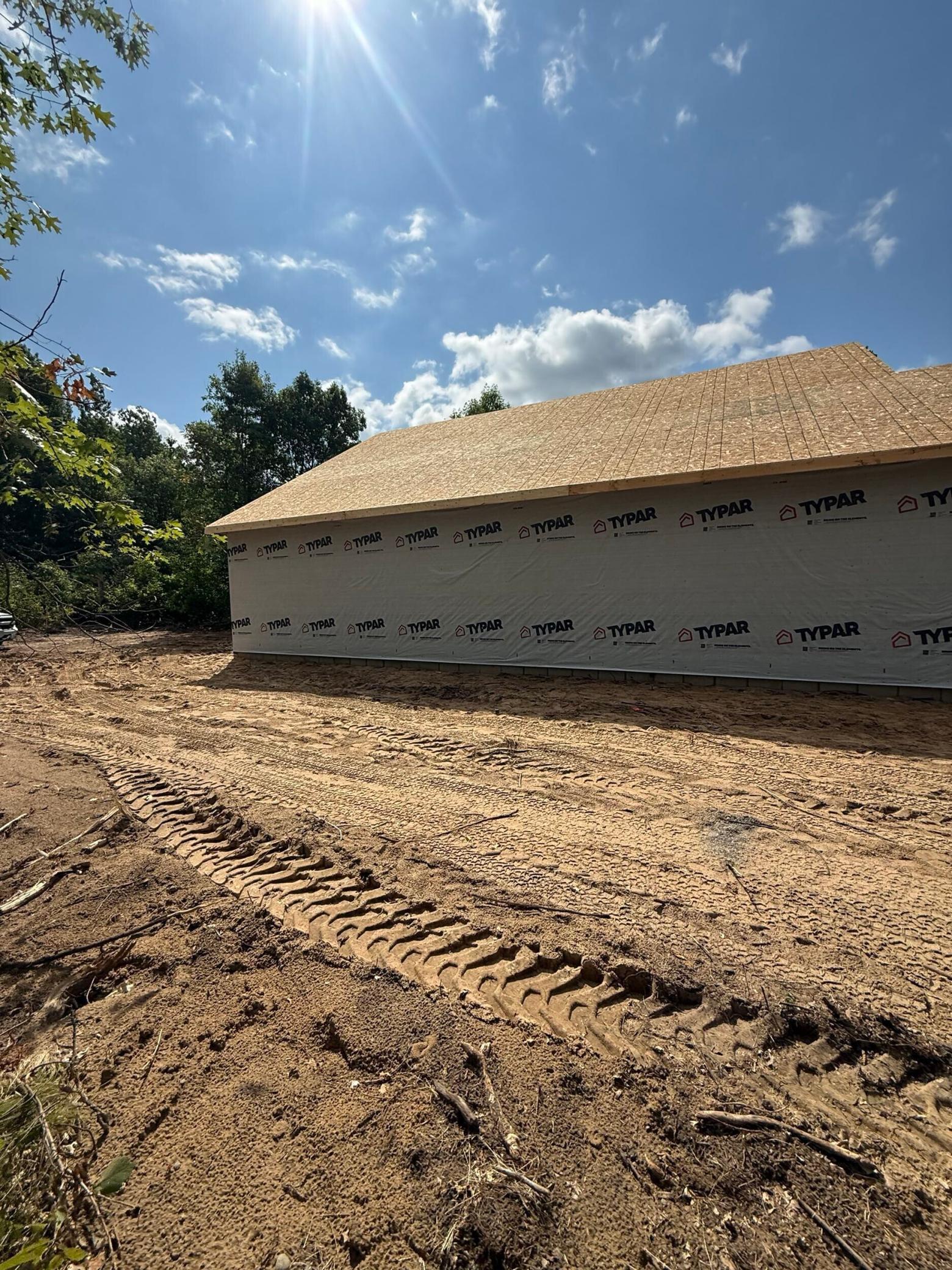 2026 single family home for sale at 13758 Oakwood Drive in Baxter, MN — 3 bed, 2 bath (photo 4 of 30)